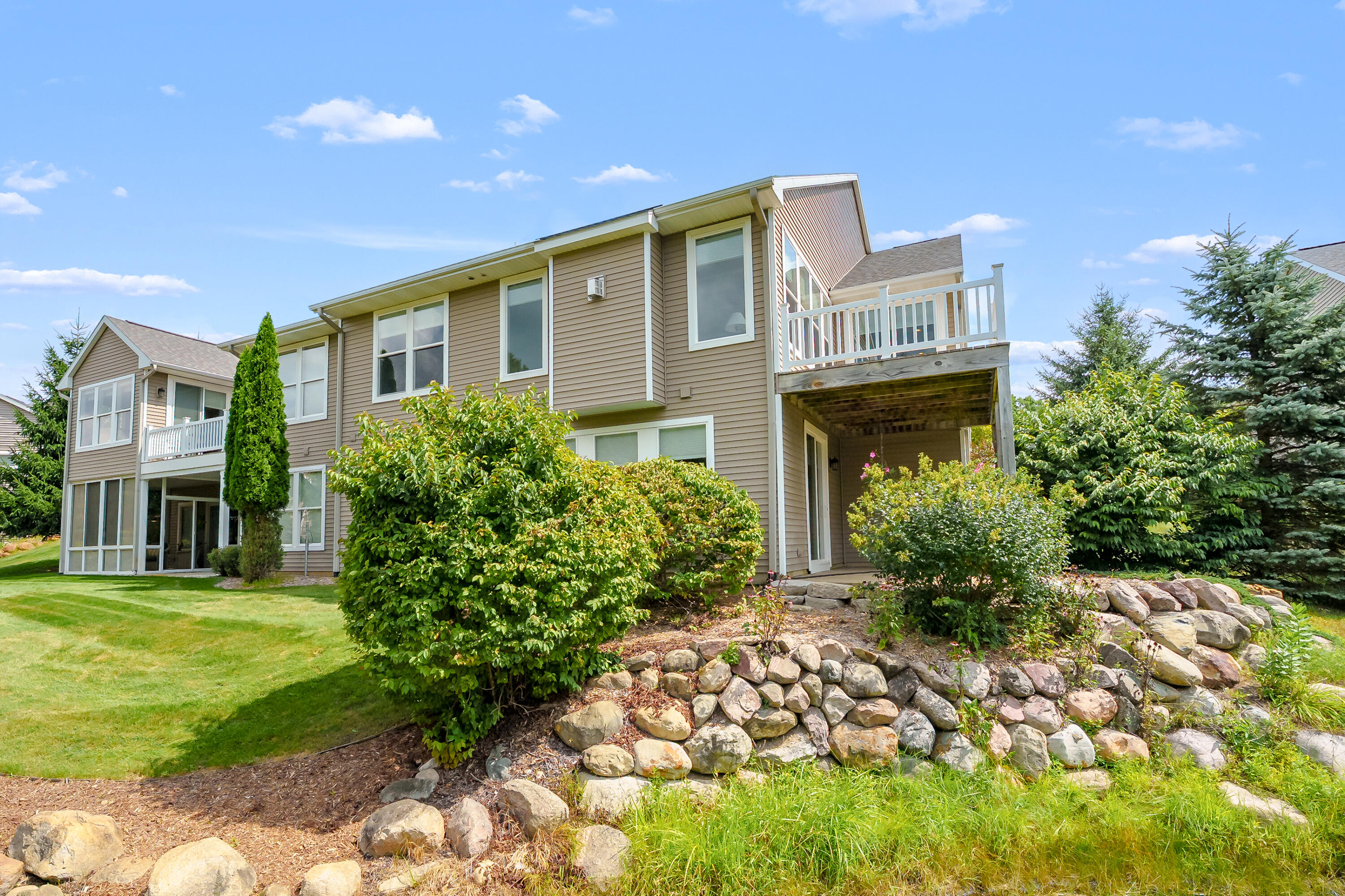 8874 Oak Meadow Cove Portage MI 49024