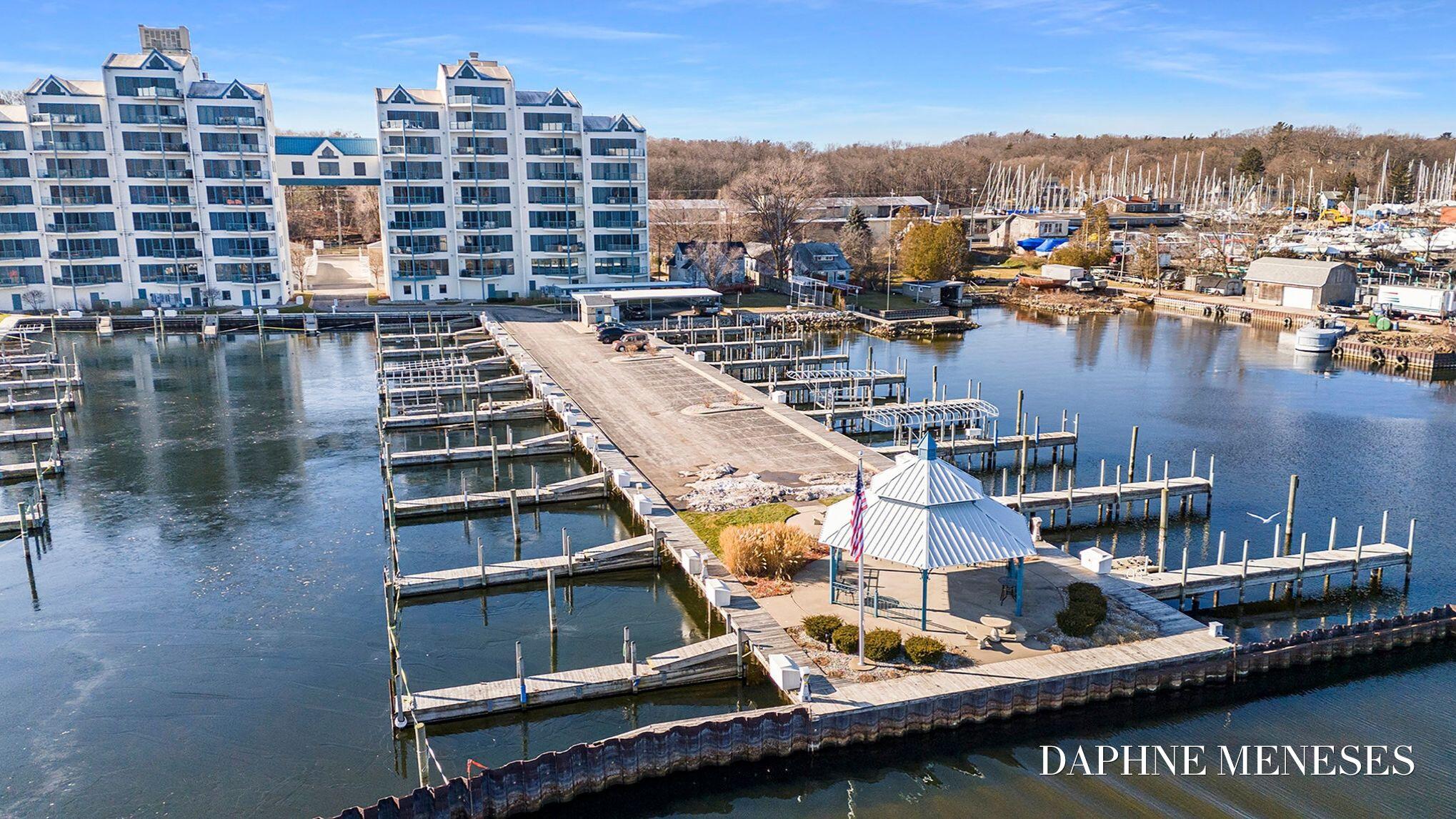 2964 Lakeshore Drive Muskegon MI 49441