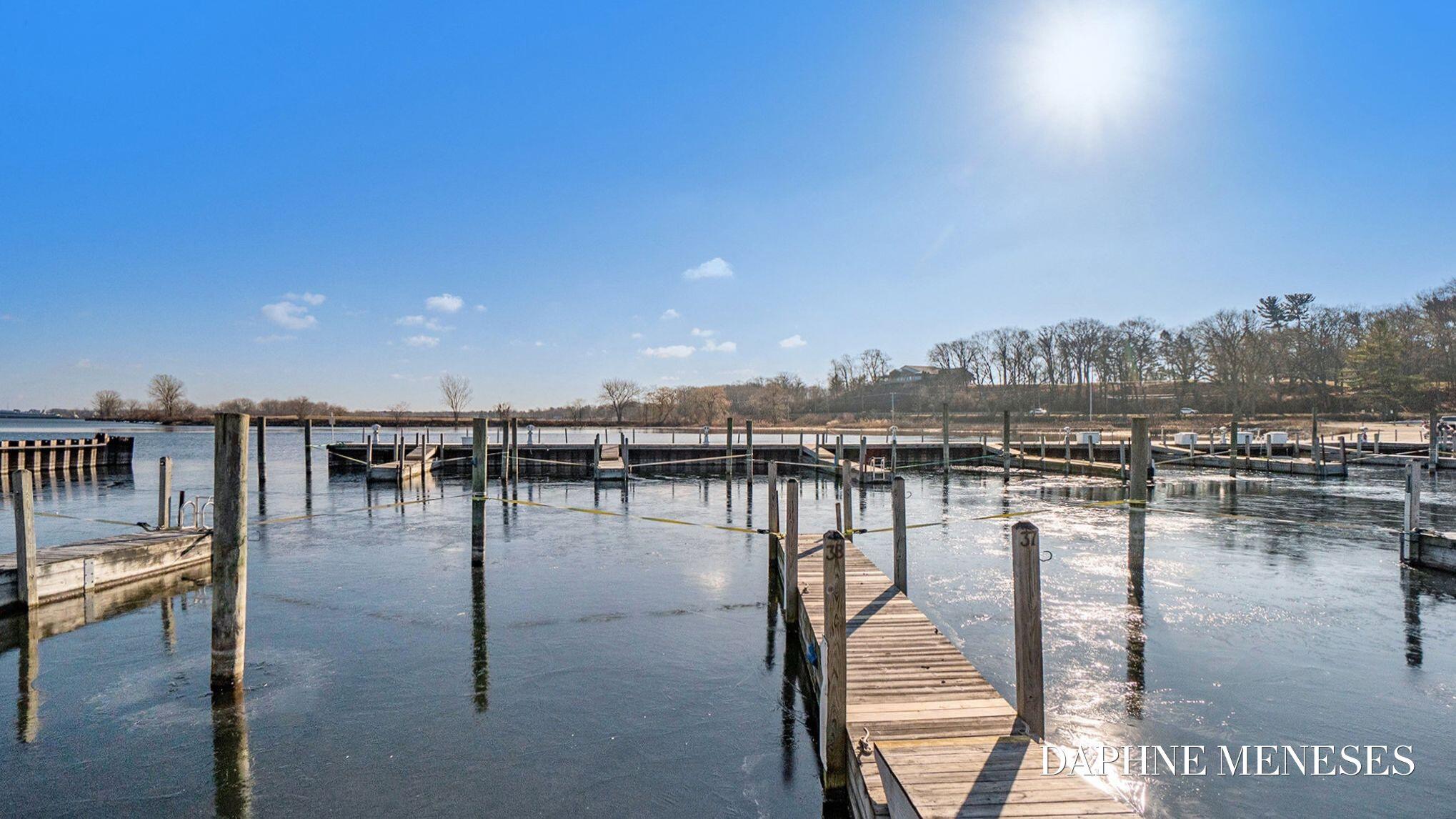 2964 Lakeshore Drive Muskegon MI 49441