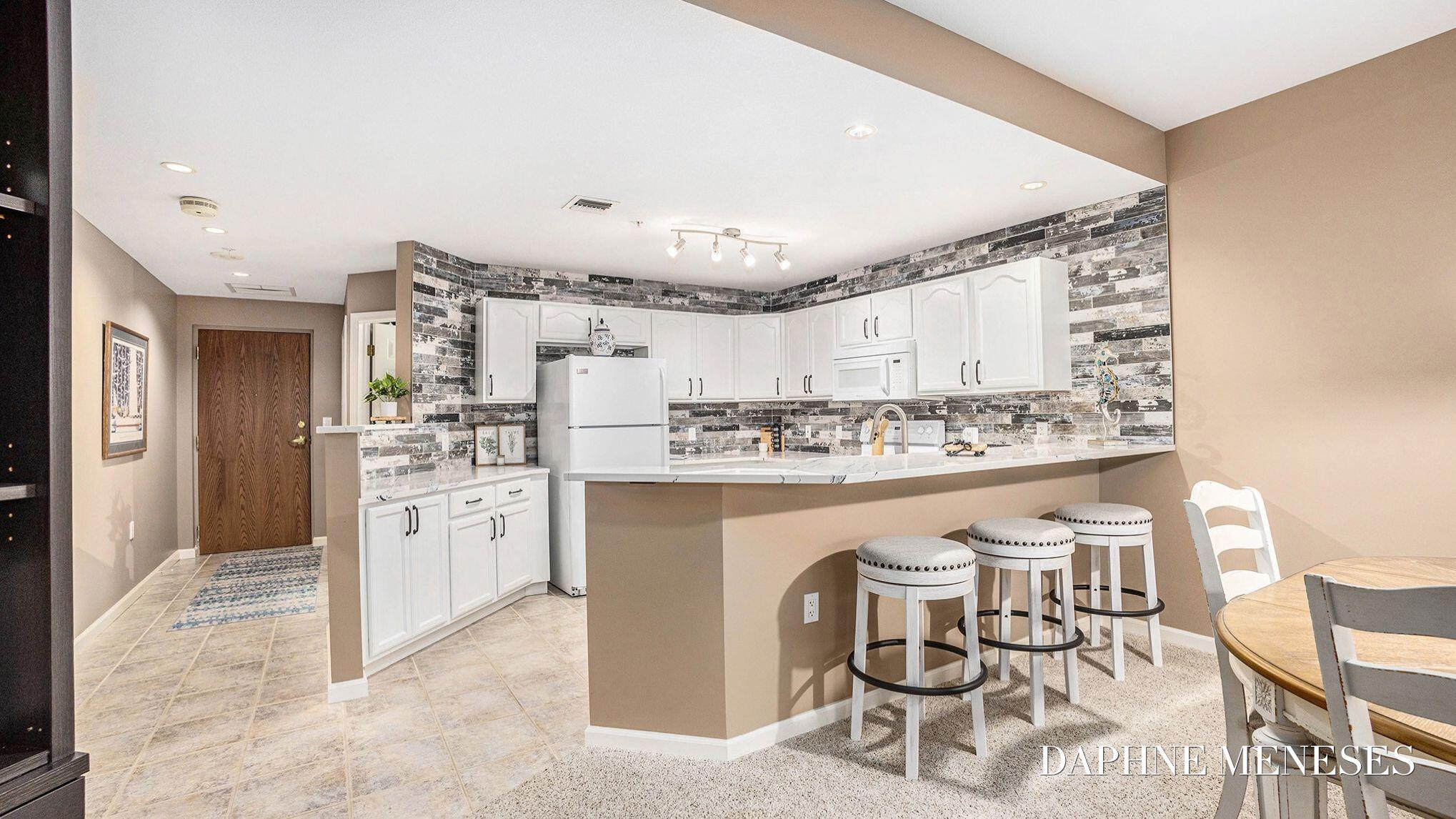 2964 Lakeshore Drive Muskegon MI 49441