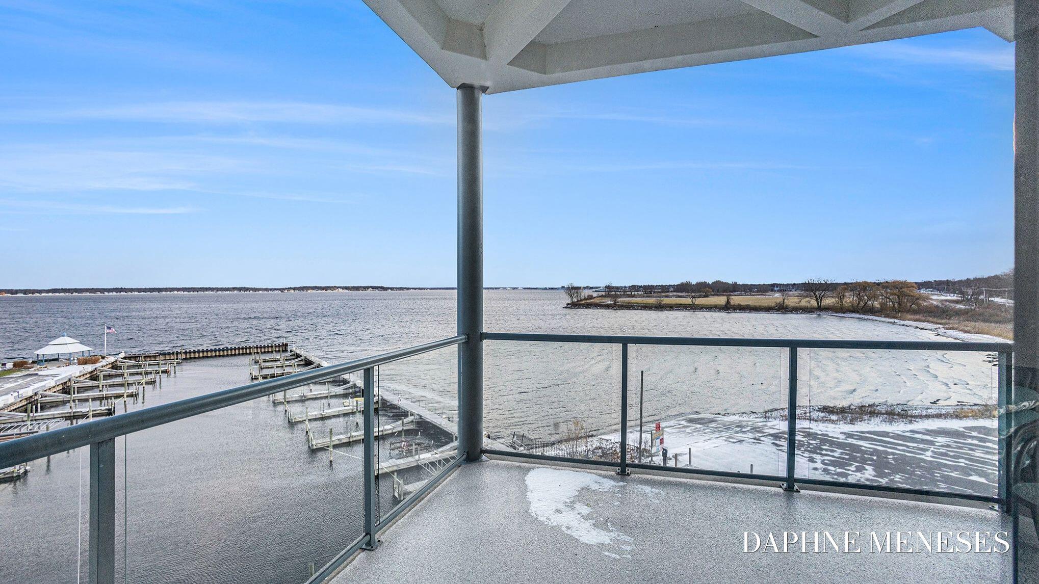 2964 Lakeshore Drive Muskegon MI 49441