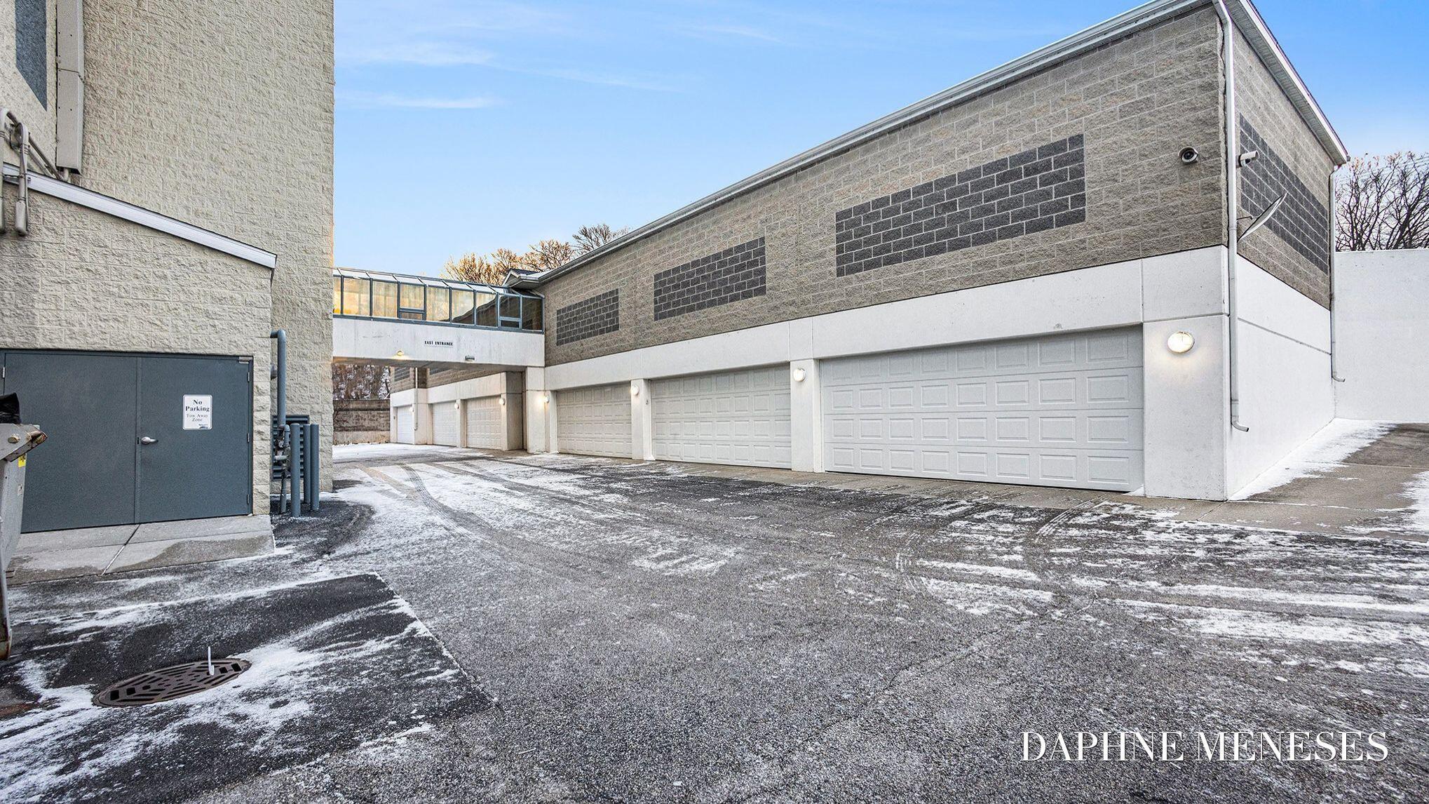 2964 Lakeshore Drive Muskegon MI 49441