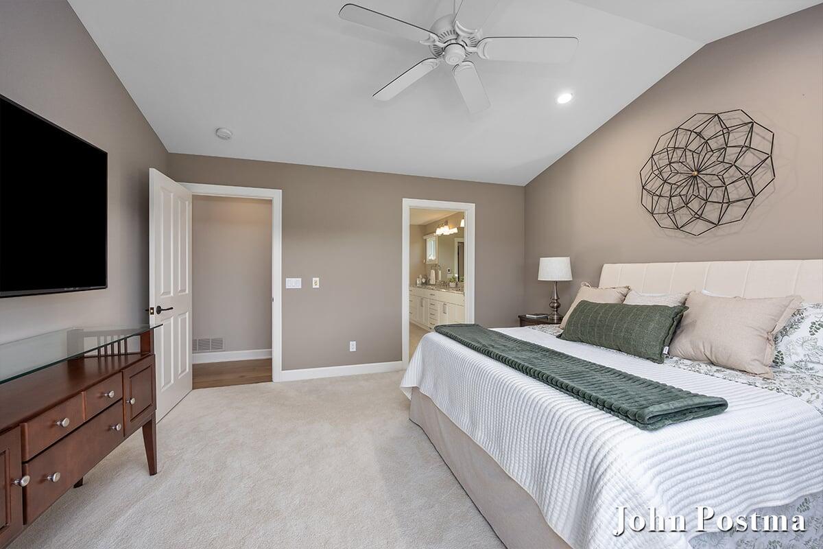 5380 Tee 17 Court SE Grand Rapids MI 49546