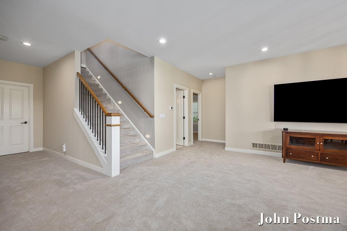 5380 Tee 17 Court SE Grand Rapids MI 49546