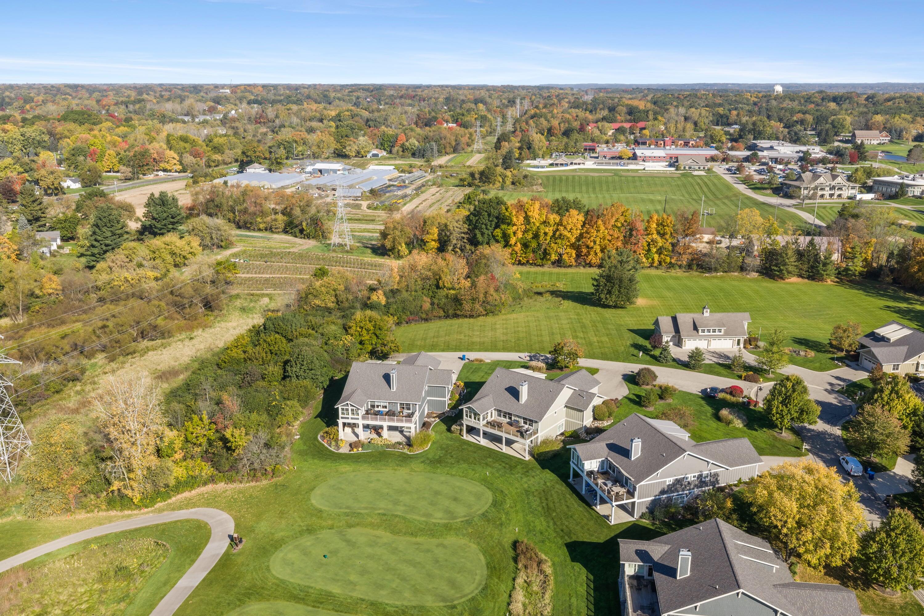 5380 Tee 17 Court SE Grand Rapids MI 49546