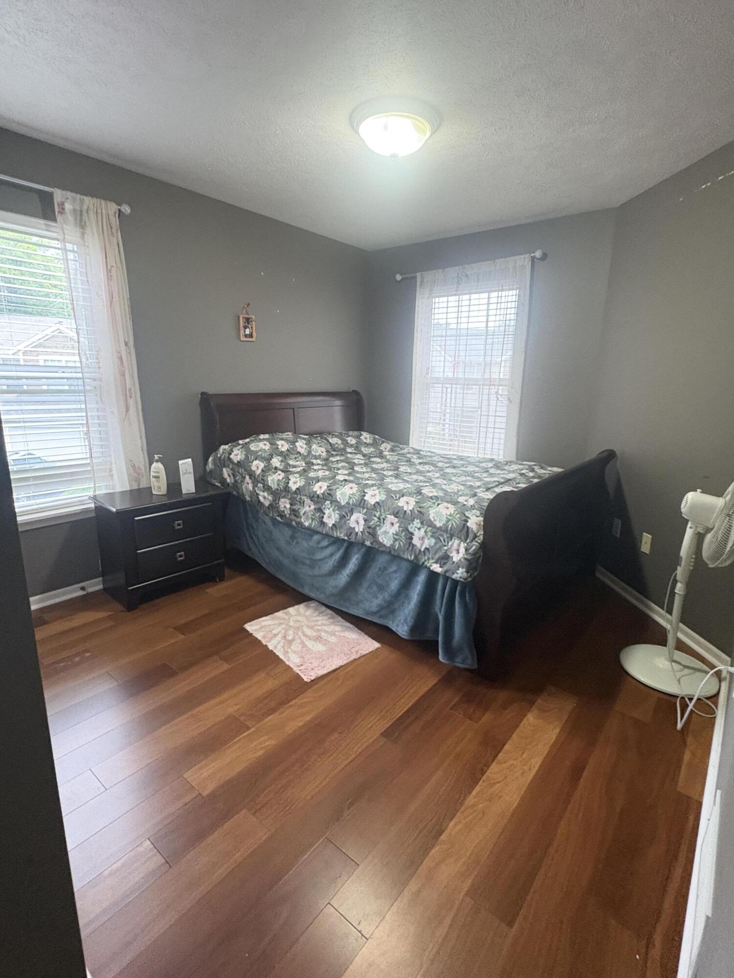 3292 Park Ridge Lane NE Grand Rapids MI 49525
