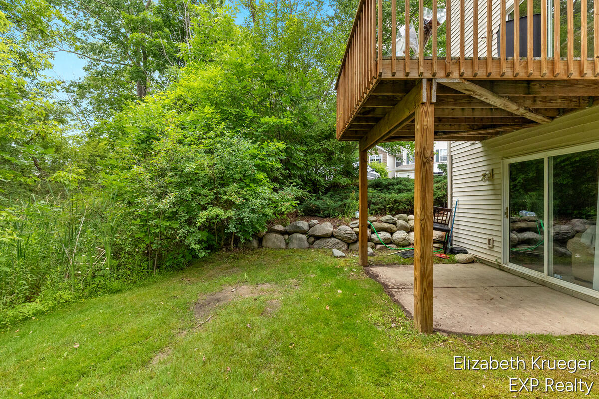 3292 Park Ridge Lane NE Grand Rapids MI 49525