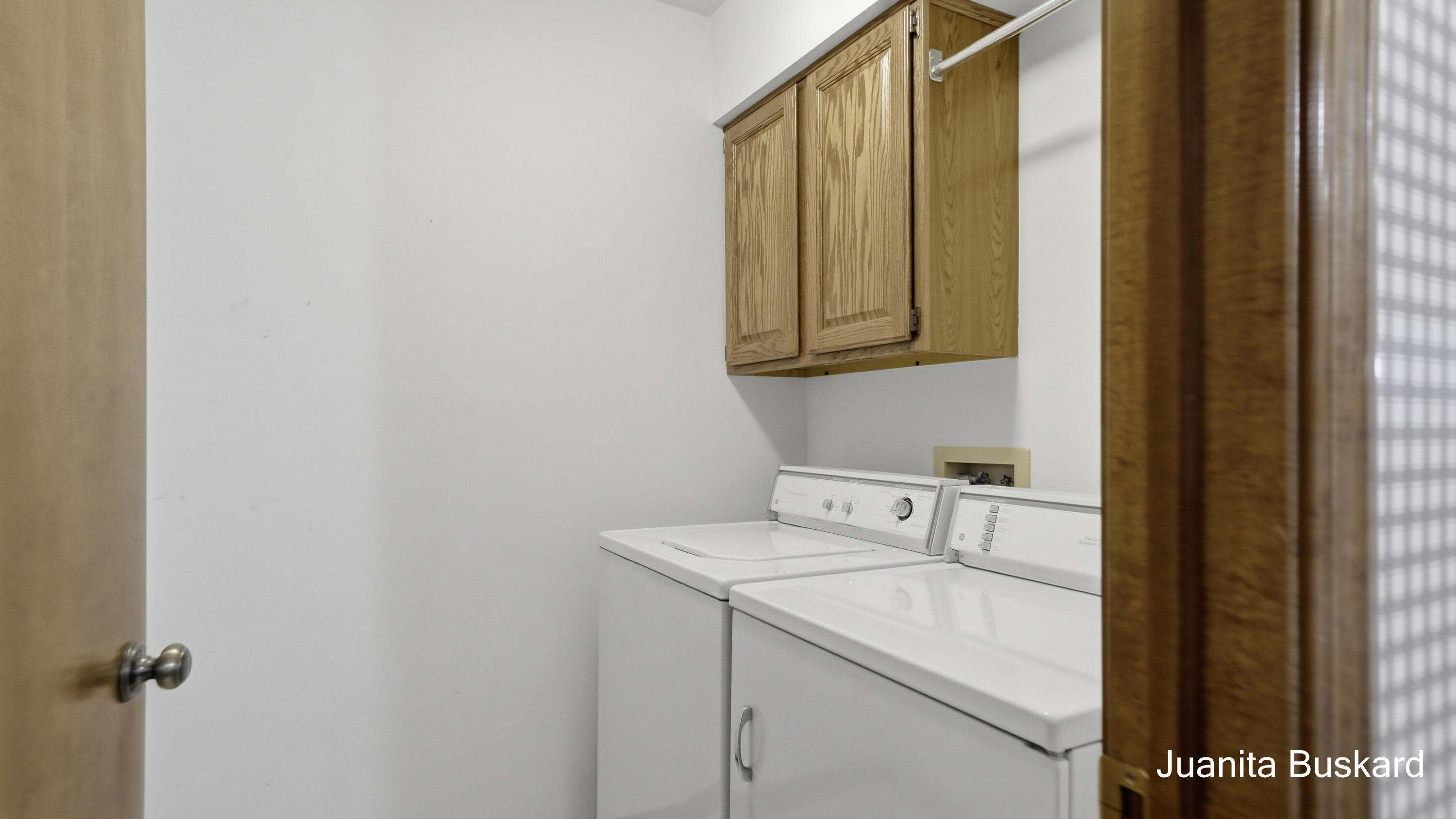 1082 Amberwood W Drive SW Byron Center MI 49315