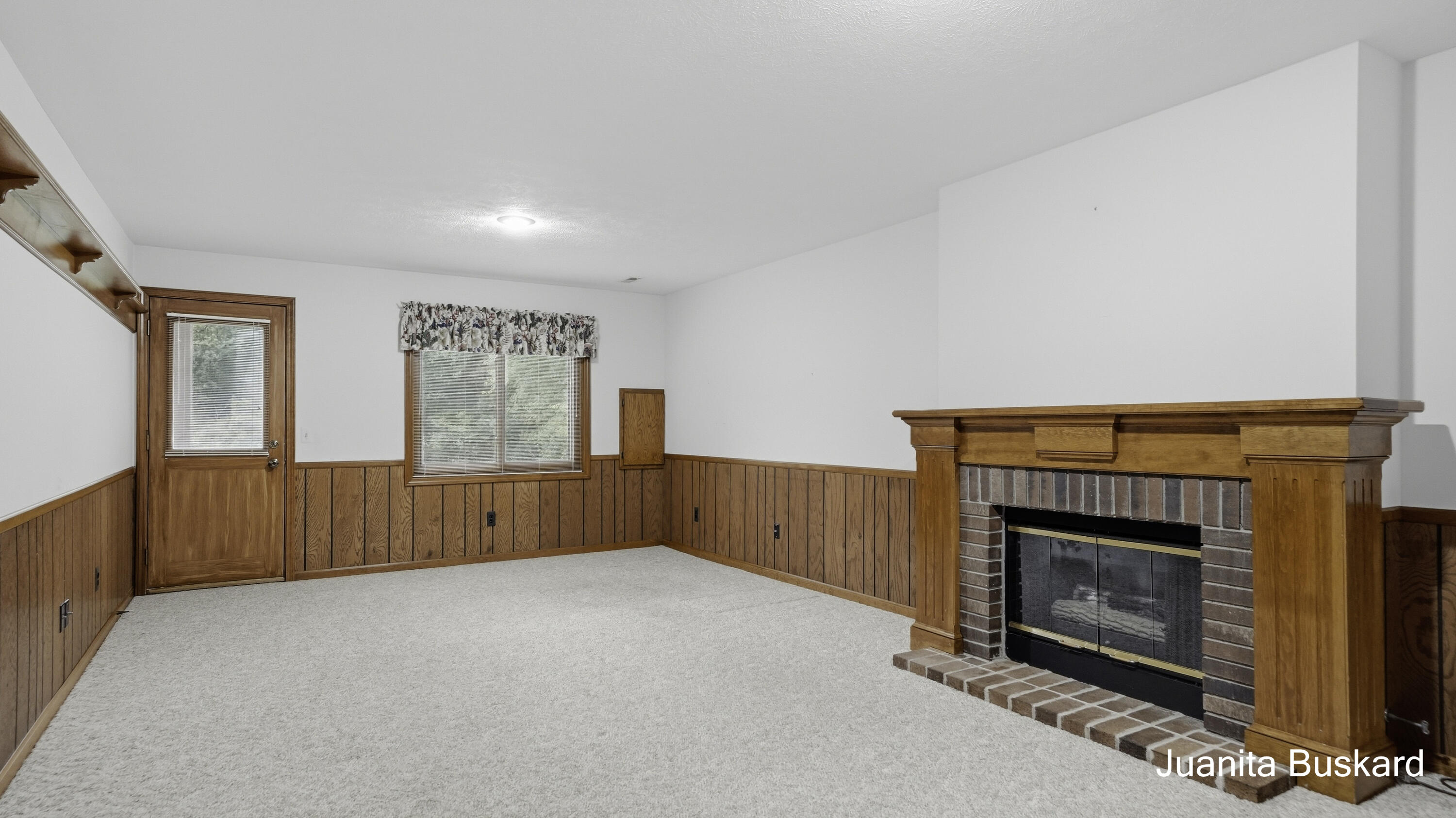 1082 Amberwood W Drive SW Byron Center MI 49315