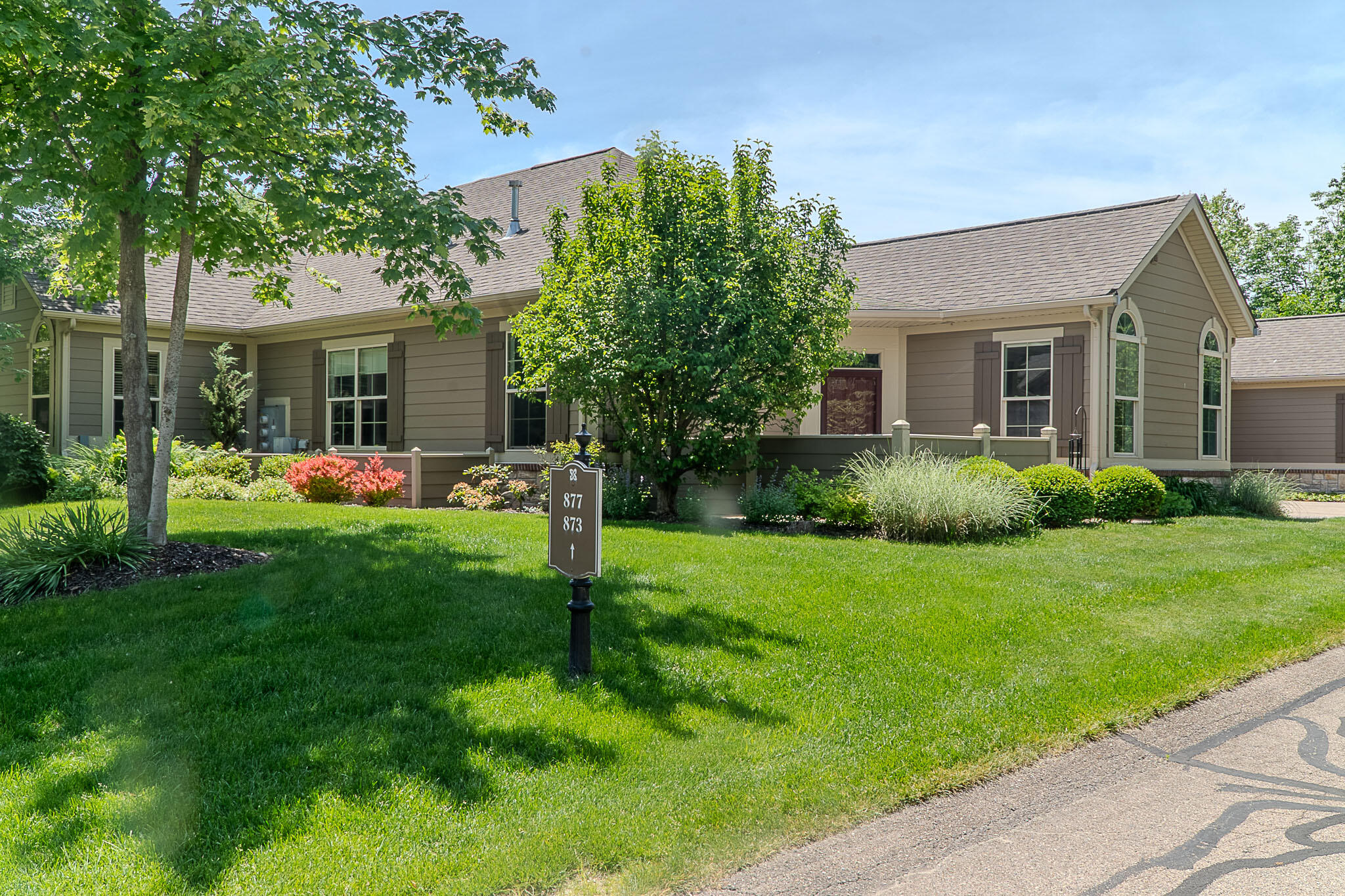 873 Bridge Crest Drive SE Ada MI 49301