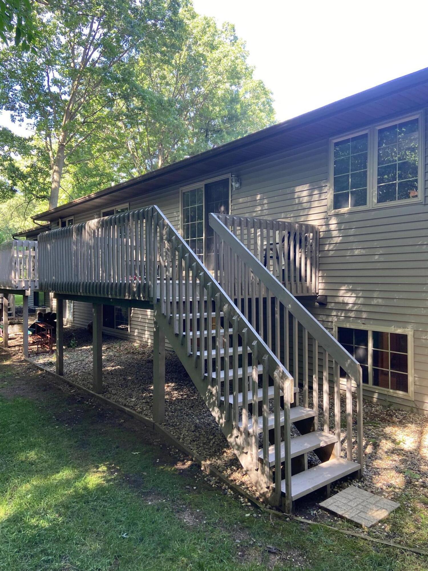 828 Highbanks Drive Allegan MI 49010