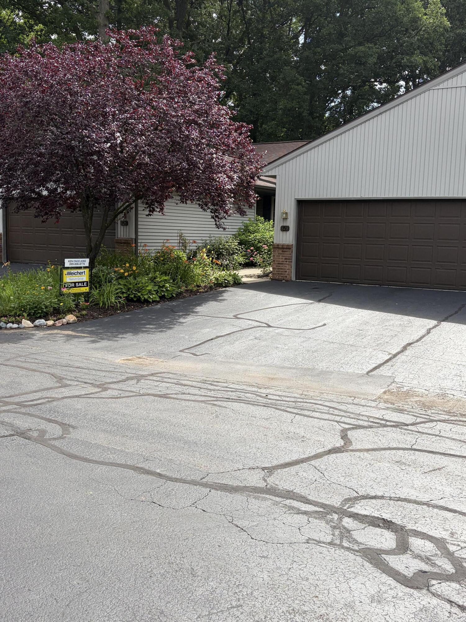 828 Highbanks Drive Allegan MI 49010