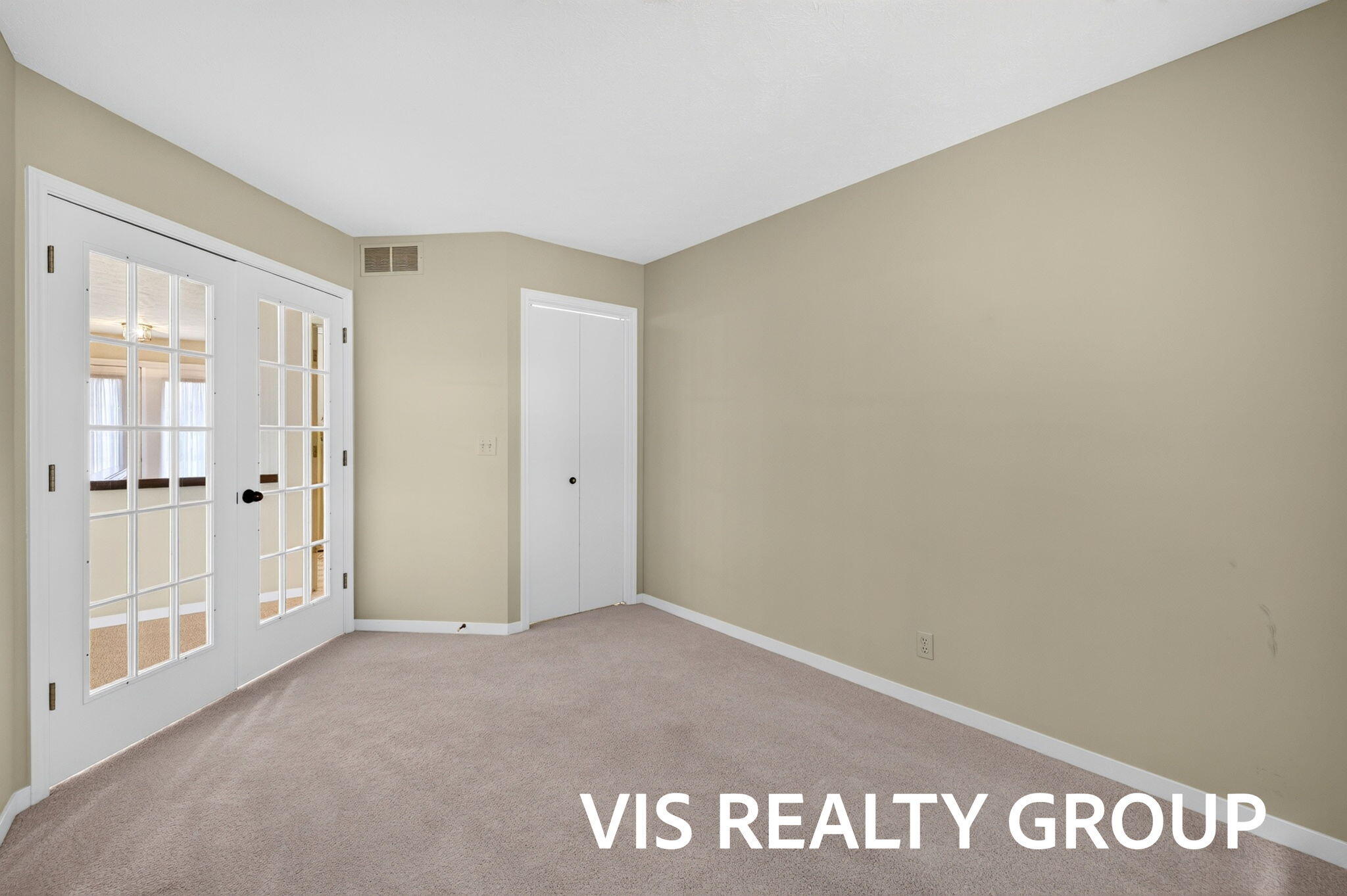 851 Claremont Court Holland MI 49423