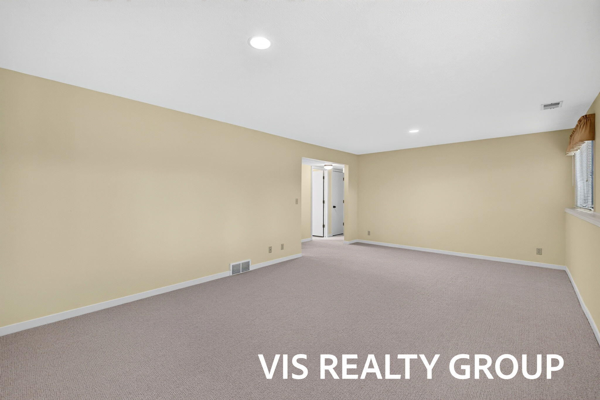 851 Claremont Court Holland MI 49423