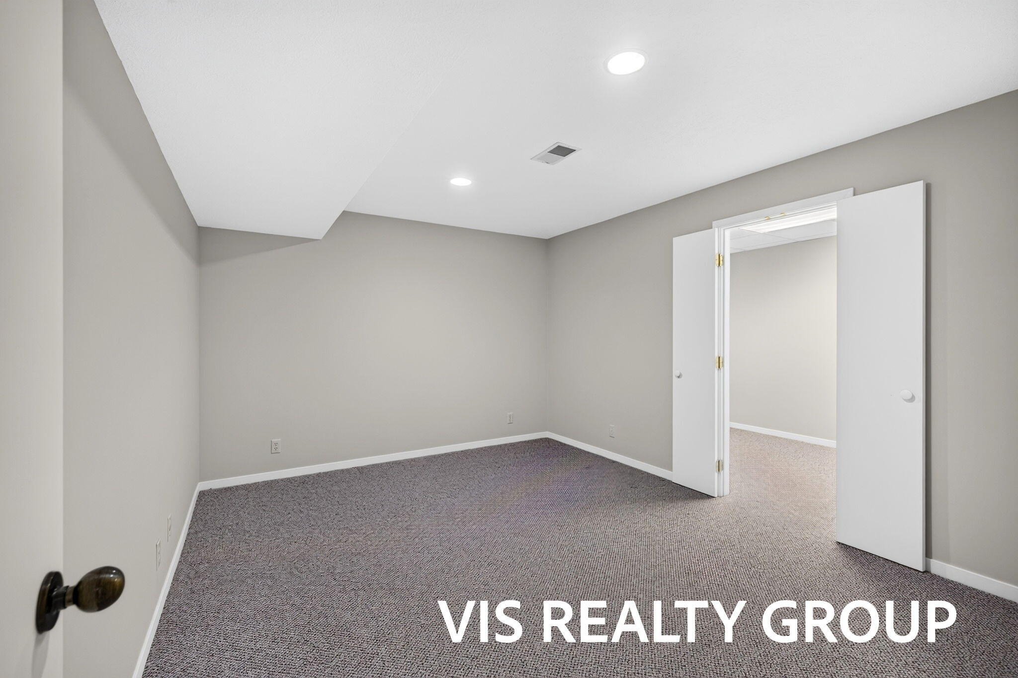 851 Claremont Court Holland MI 49423