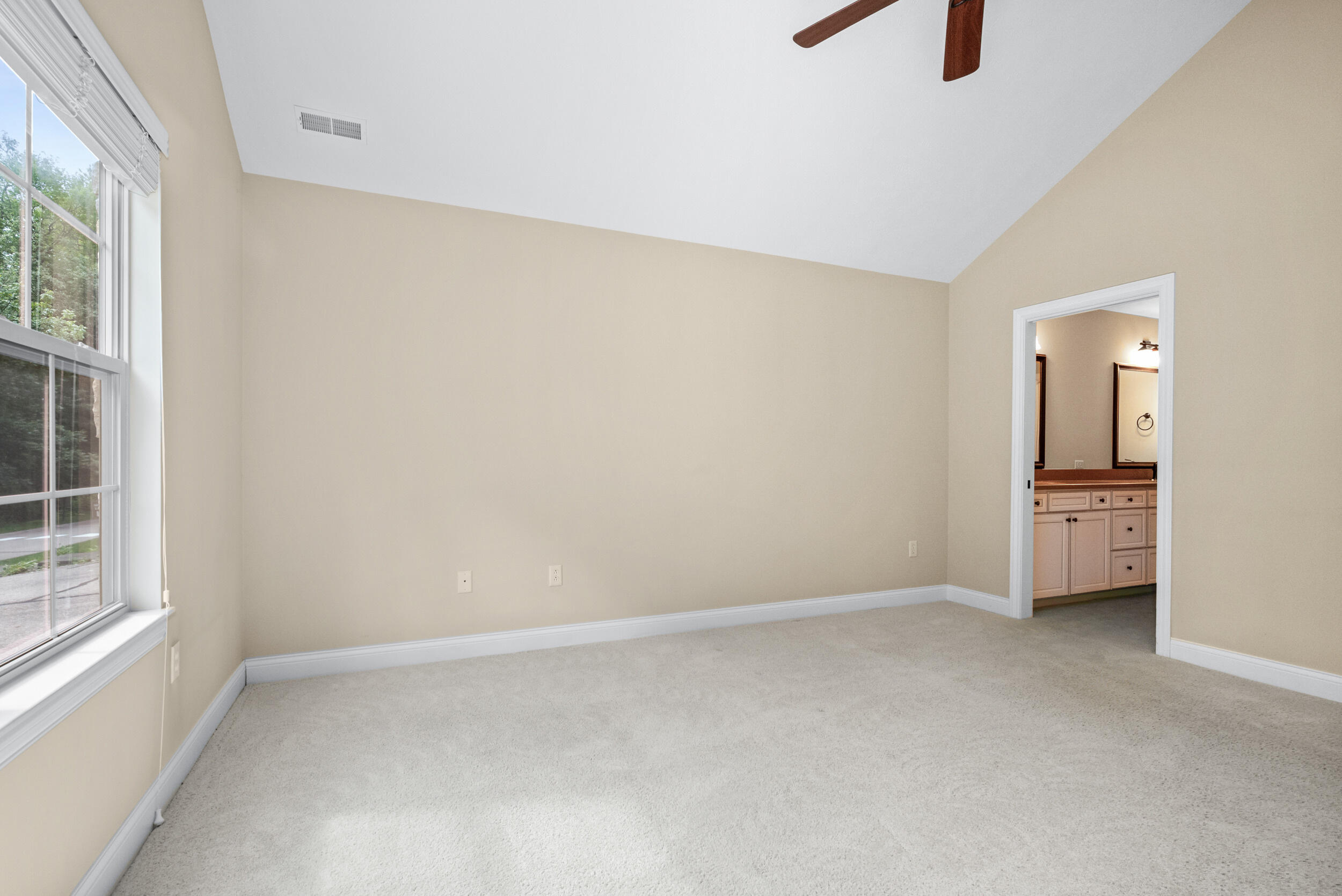 1055 Bridge Crest Drive SE Ada MI 49301