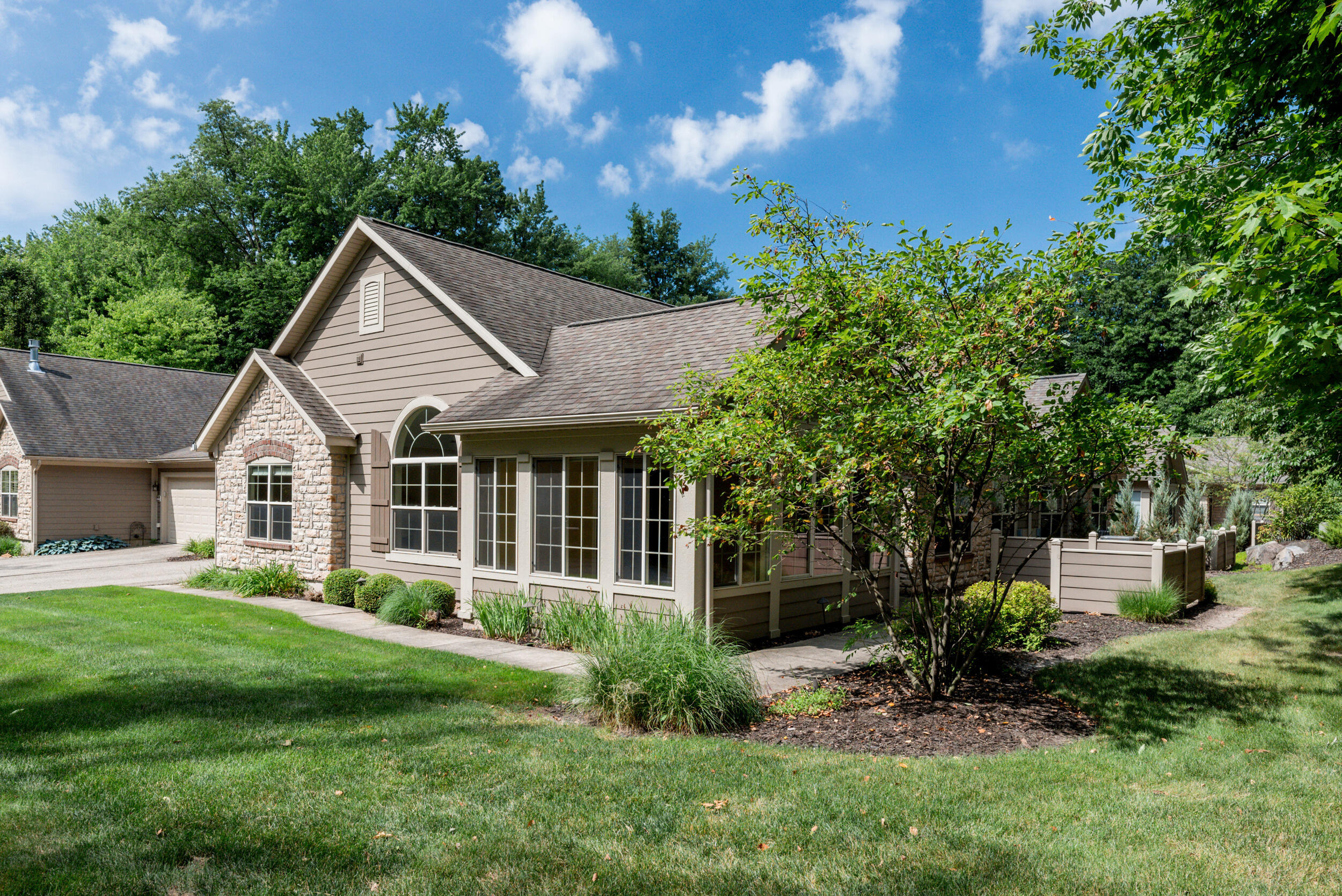 1055 Bridge Crest Drive SE Ada MI 49301
