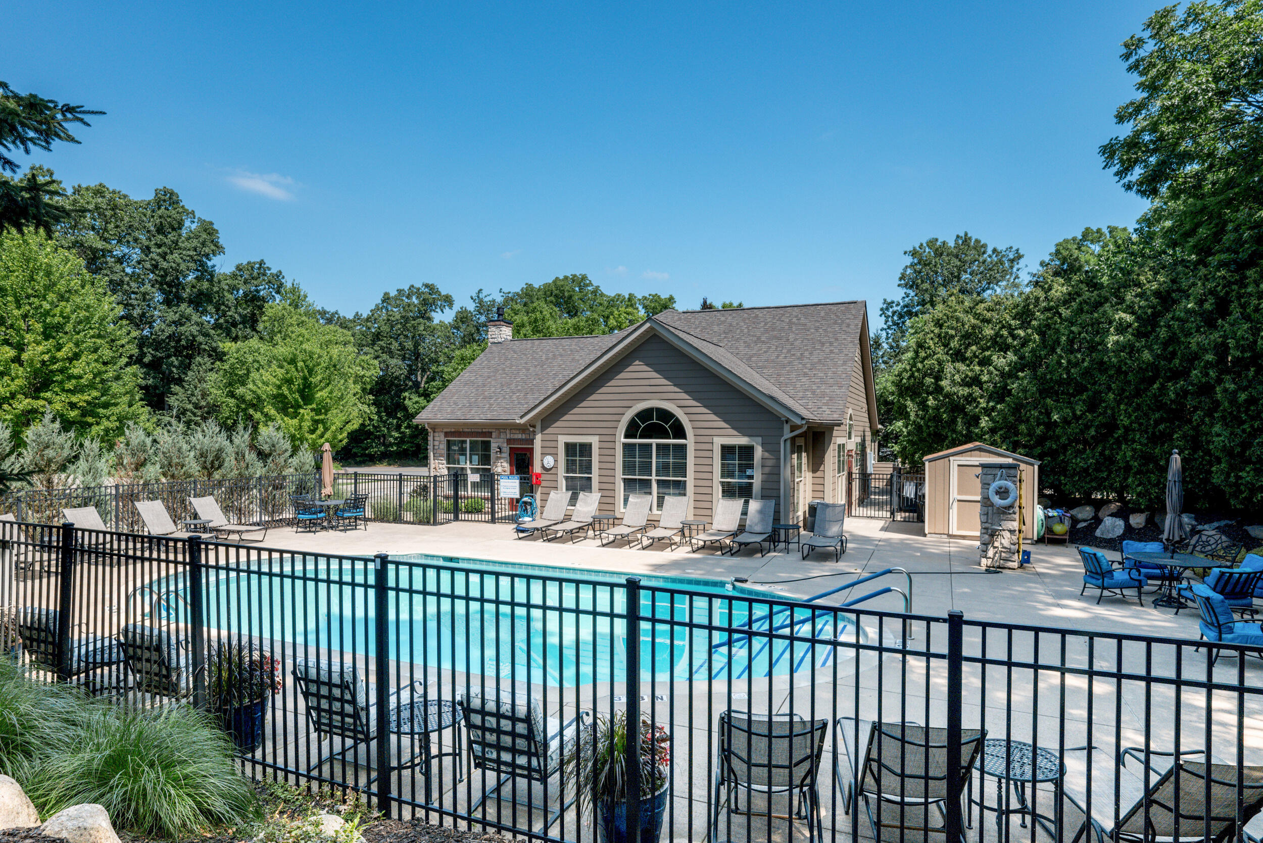1055 Bridge Crest Drive SE Ada MI 49301
