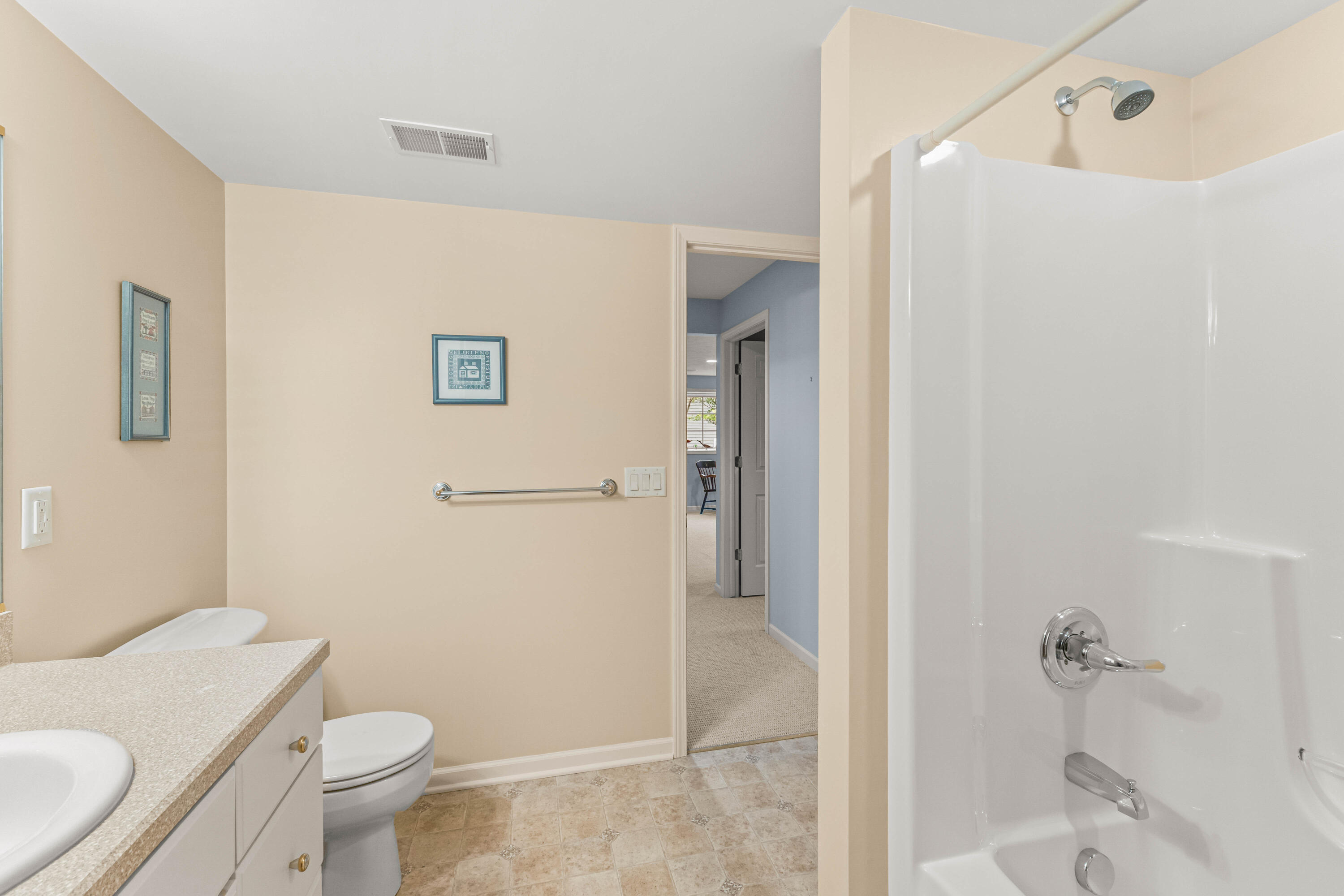 2166 Lamberton Creek Lane NE Grand Rapids MI 49505
