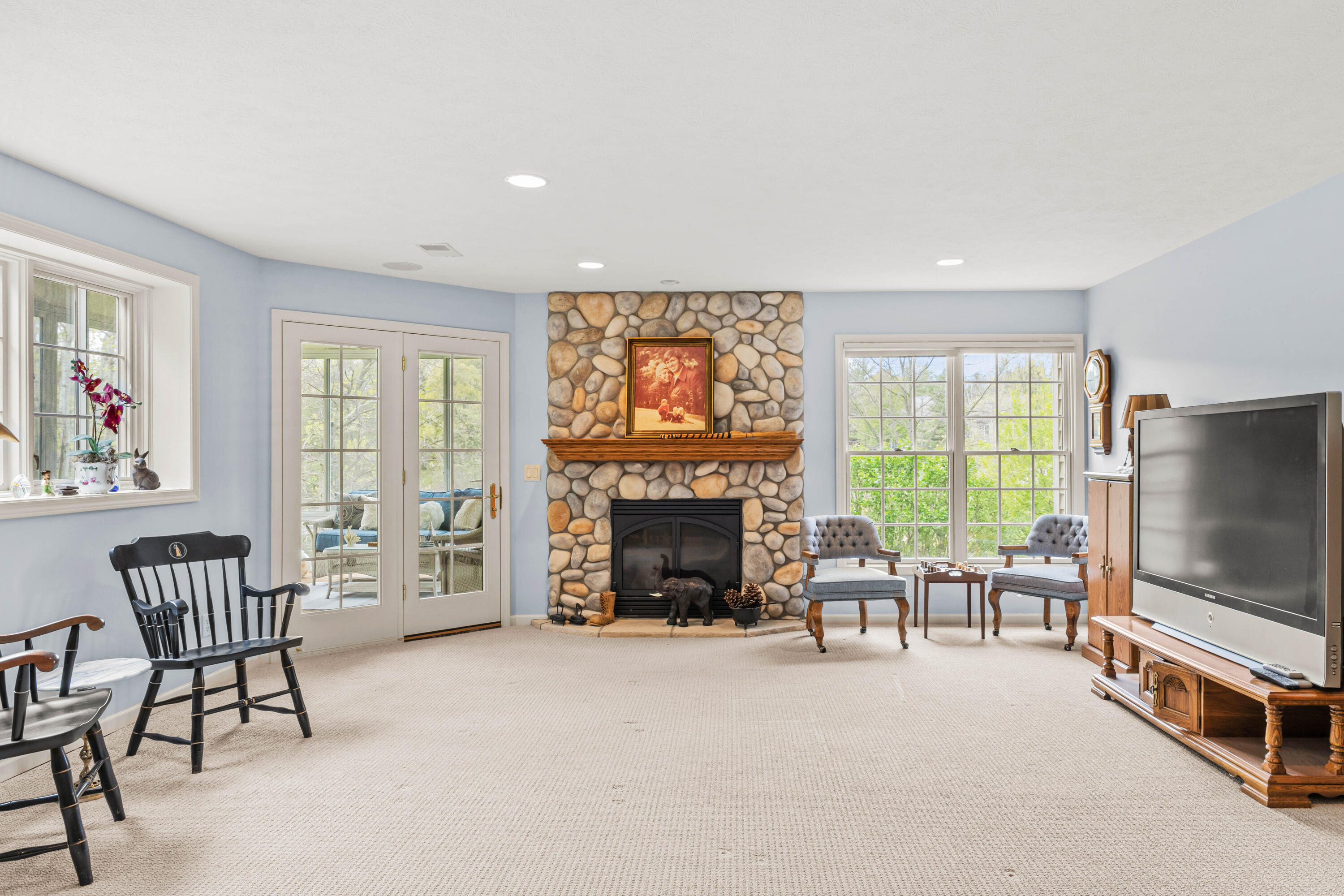 2166 Lamberton Creek Lane NE Grand Rapids MI 49505