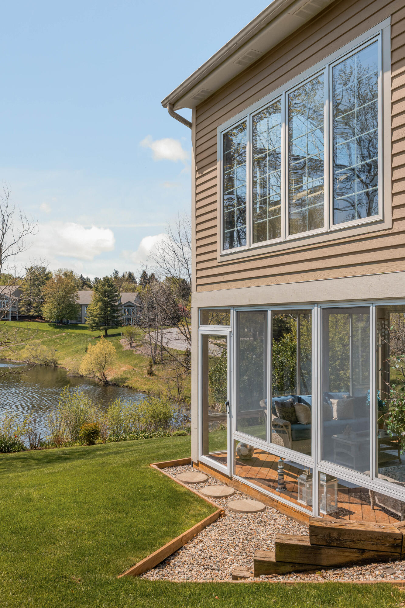 2166 Lamberton Creek Lane NE Grand Rapids MI 49505