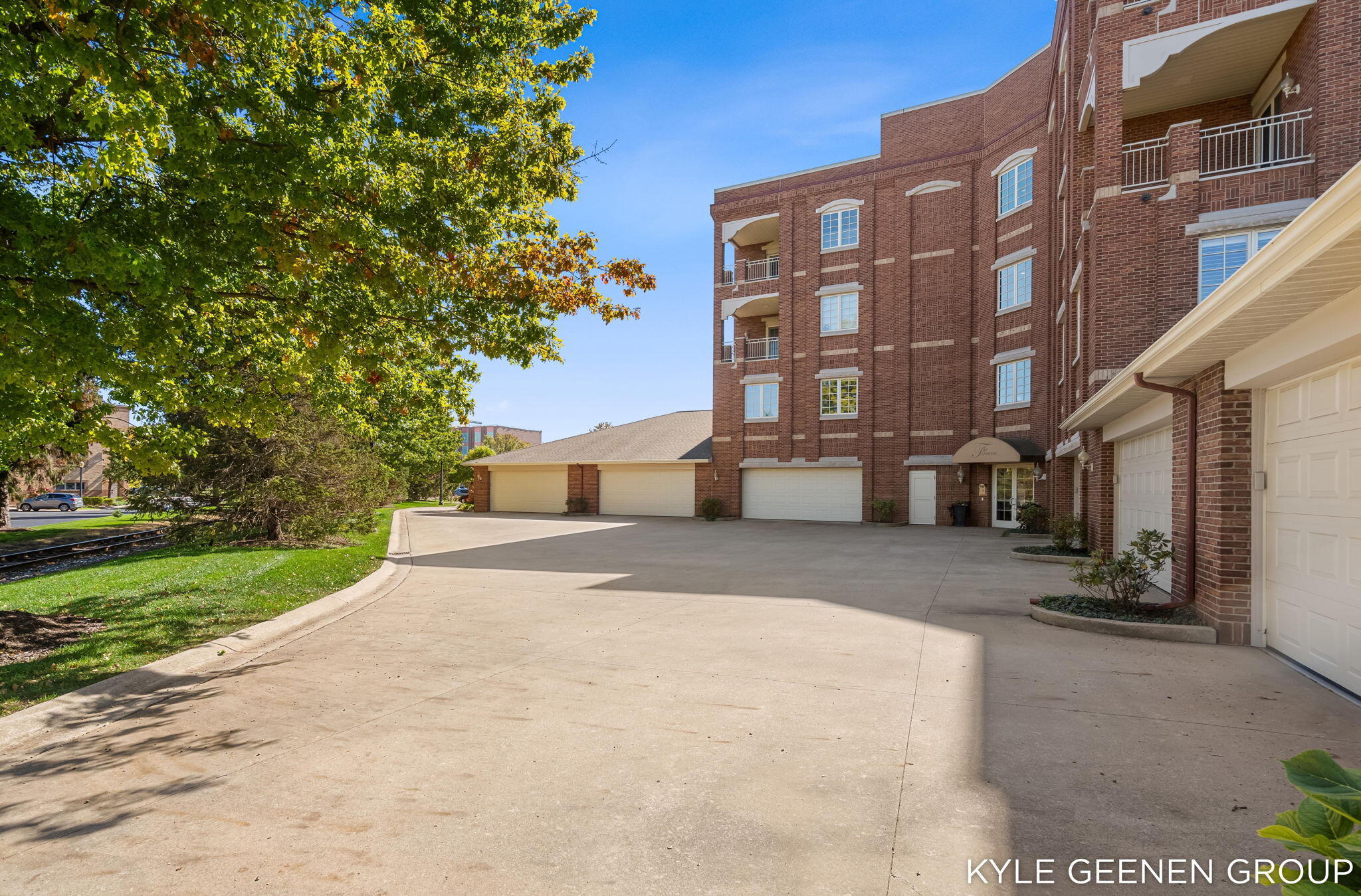 141 Central Avenue Holland MI 49423