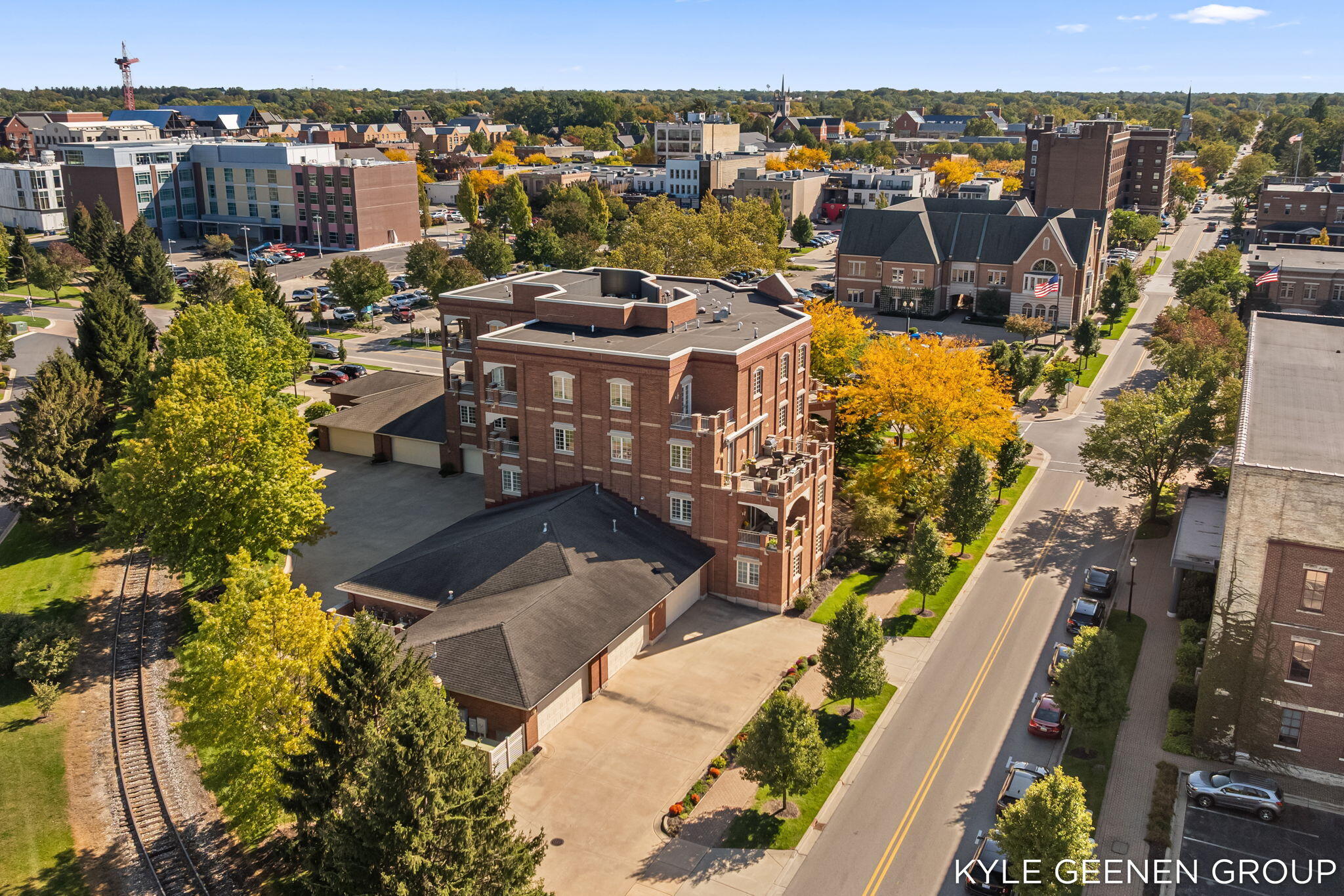 141 Central Avenue Holland MI 49423
