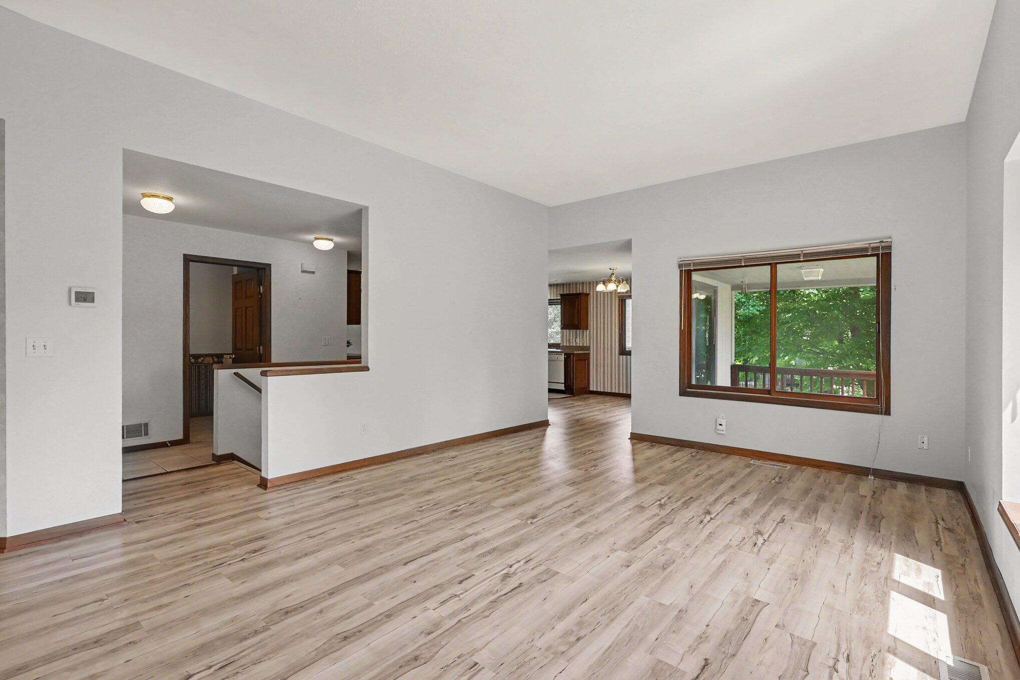 217 Parkside Drive Zeeland MI 49464