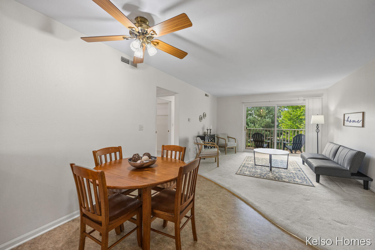 3410 Devonwood Hills NE Grand Rapids MI 49525