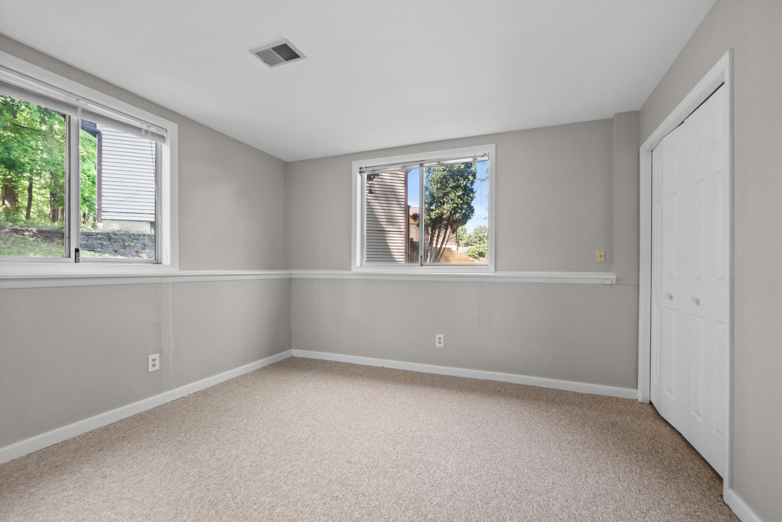 2975 Englewood Avenue SE Grand Rapids MI 49508