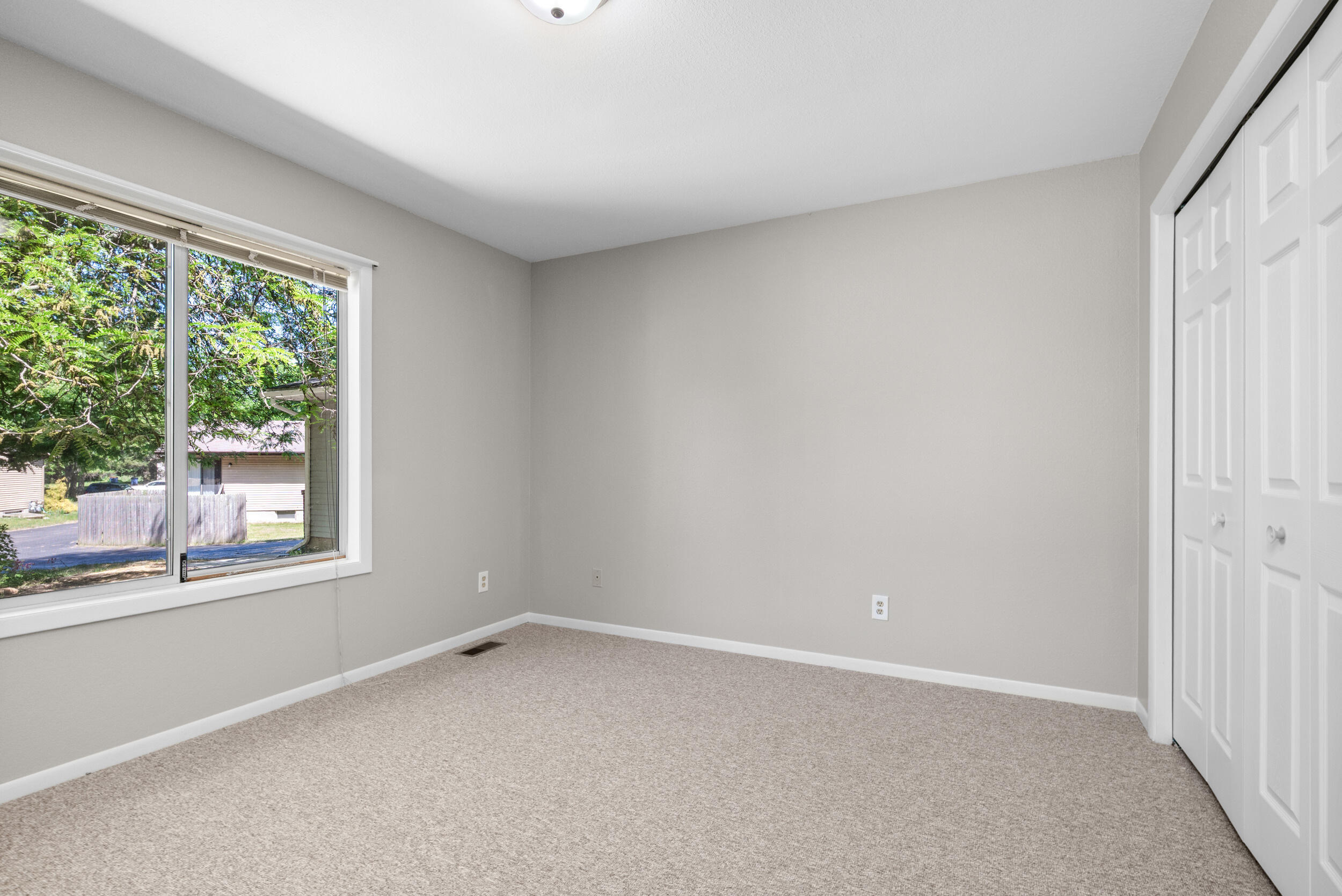 2975 Englewood Avenue SE Grand Rapids MI 49508