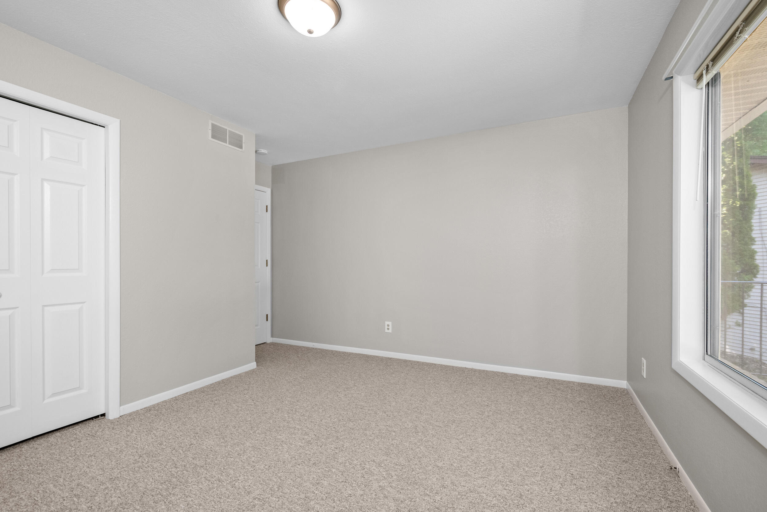 2975 Englewood Avenue SE Grand Rapids MI 49508