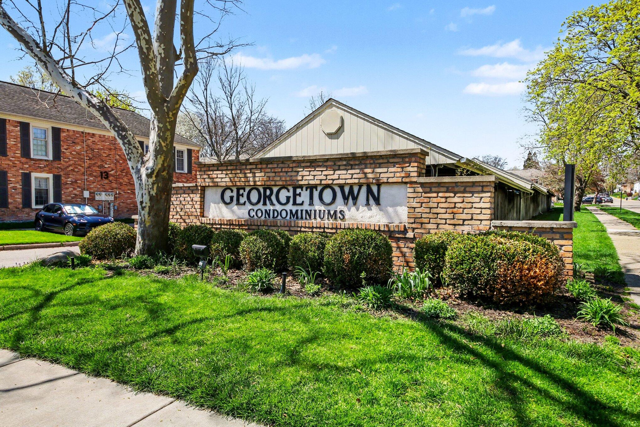 2457 Abbington Drive SE Grand Rapids MI 49506