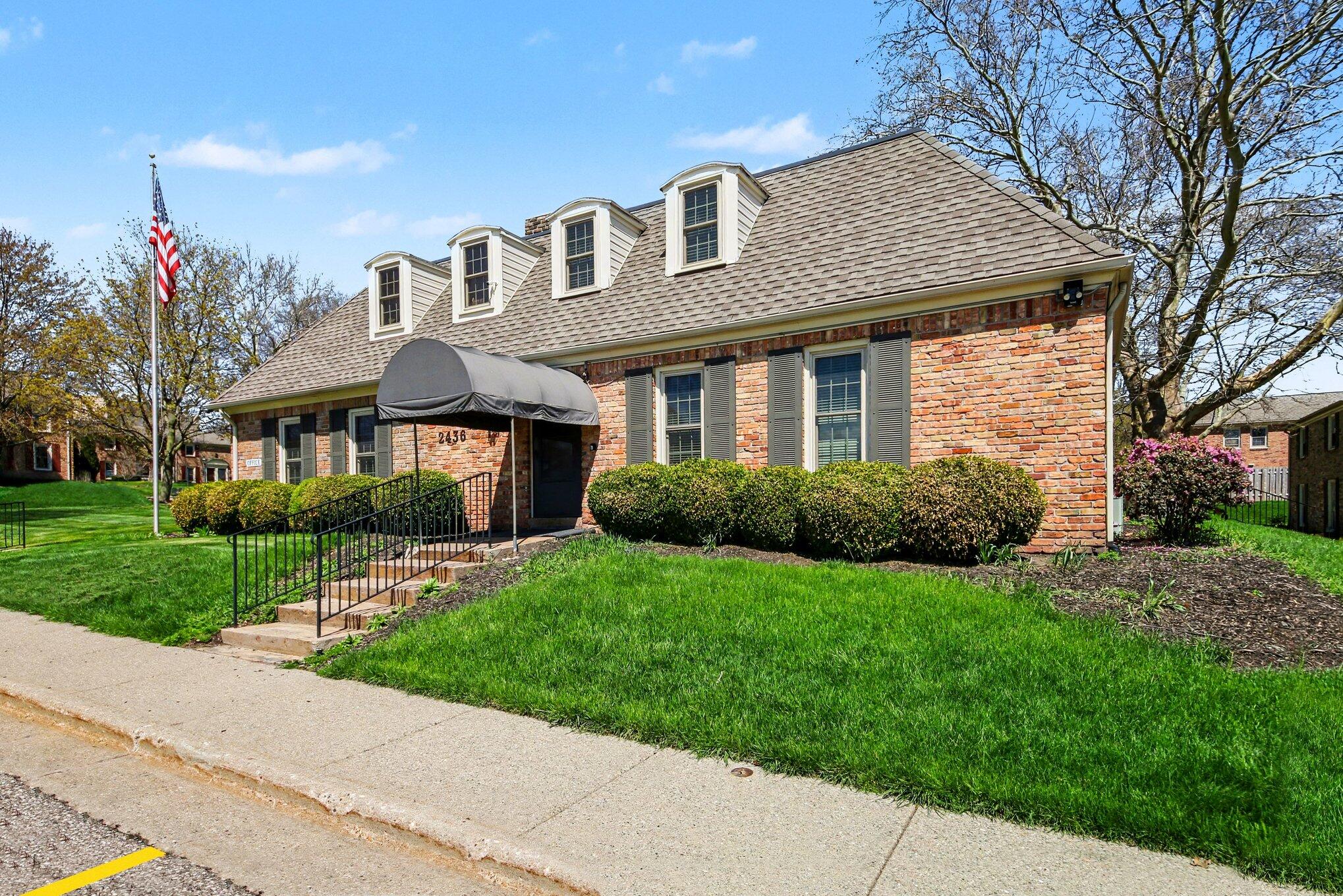 2457 Abbington Drive SE Grand Rapids MI 49506