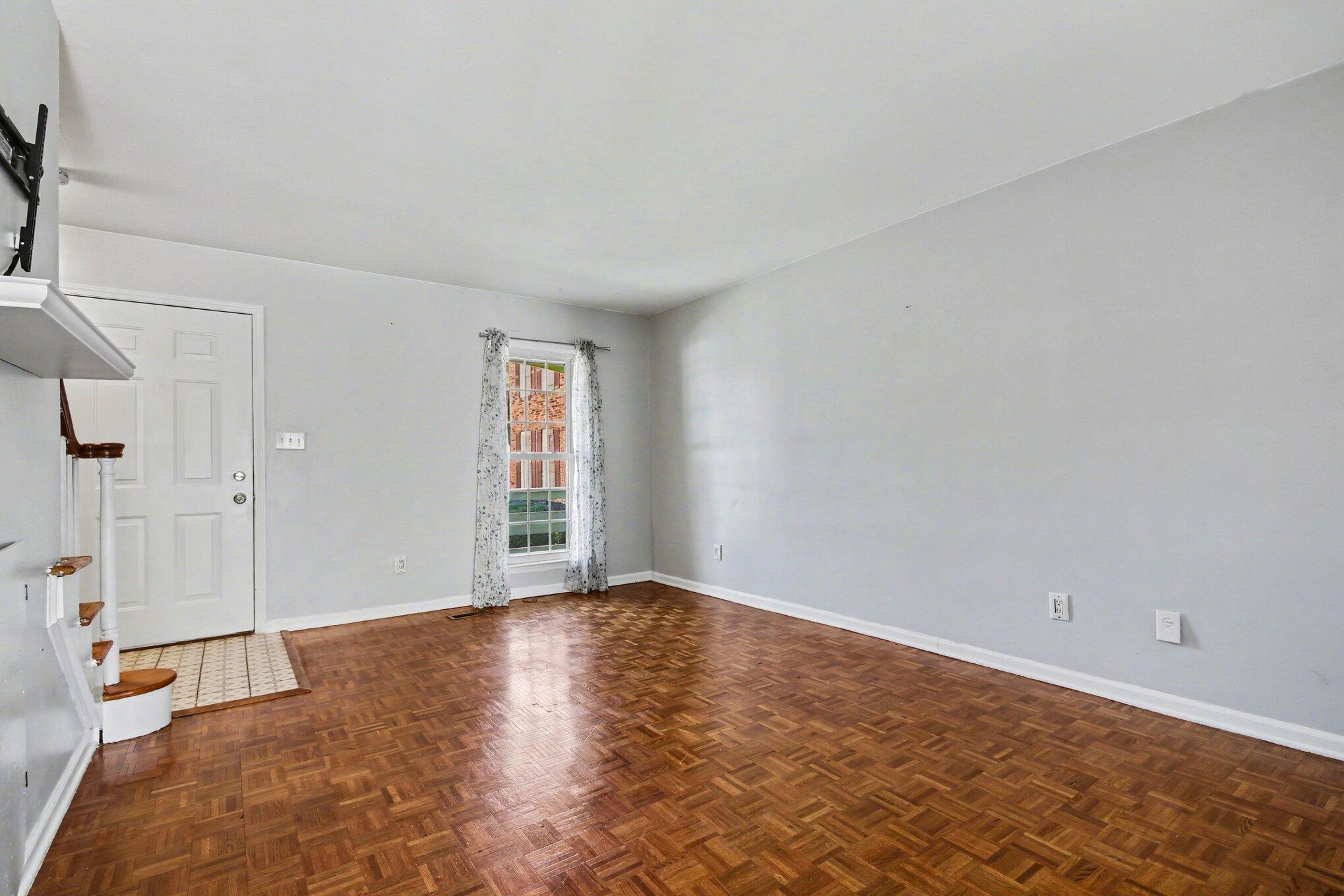 2457 Abbington Drive SE Grand Rapids MI 49506