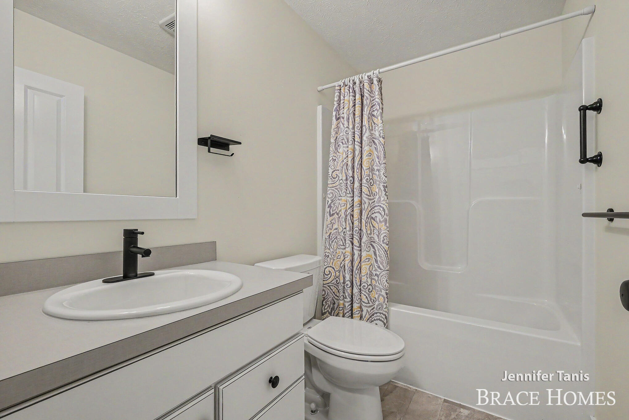4410 Keena Court NE Grand Rapids MI 49525