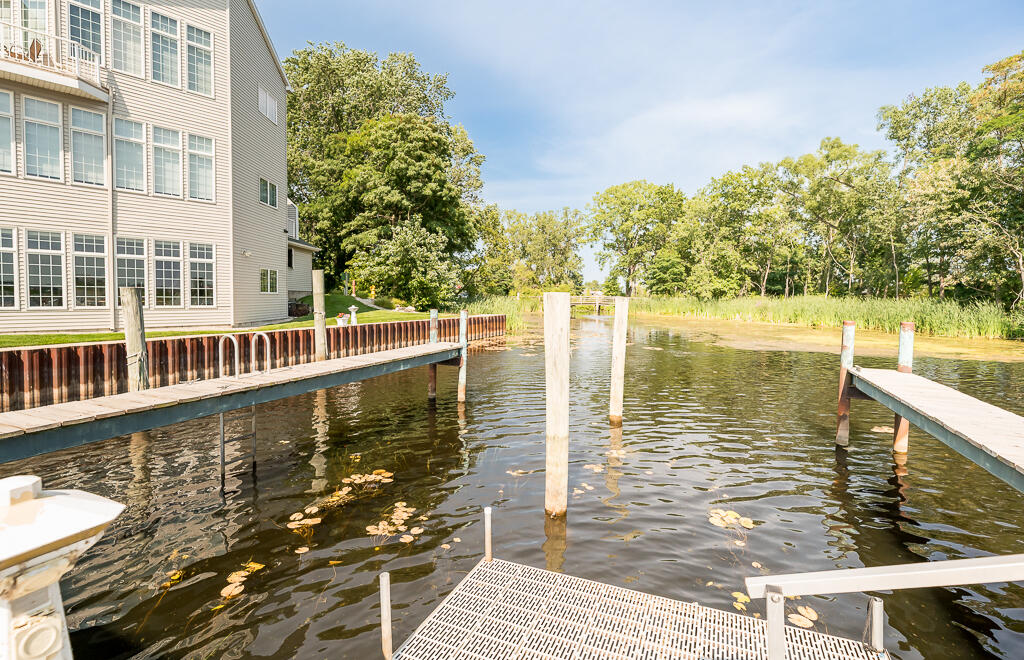2411 Lake Avenue Muskegon MI 49445