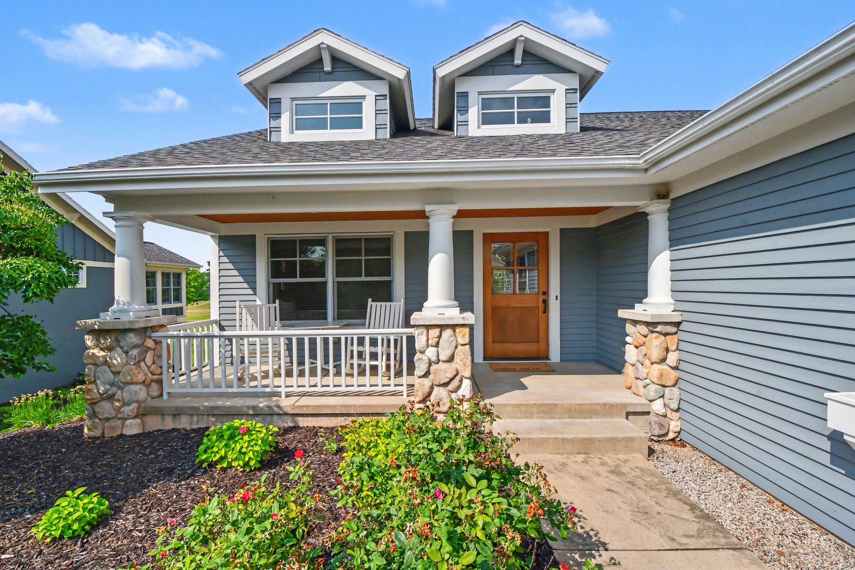 5526 Alhambra Drive SE Grand Rapids MI 49546