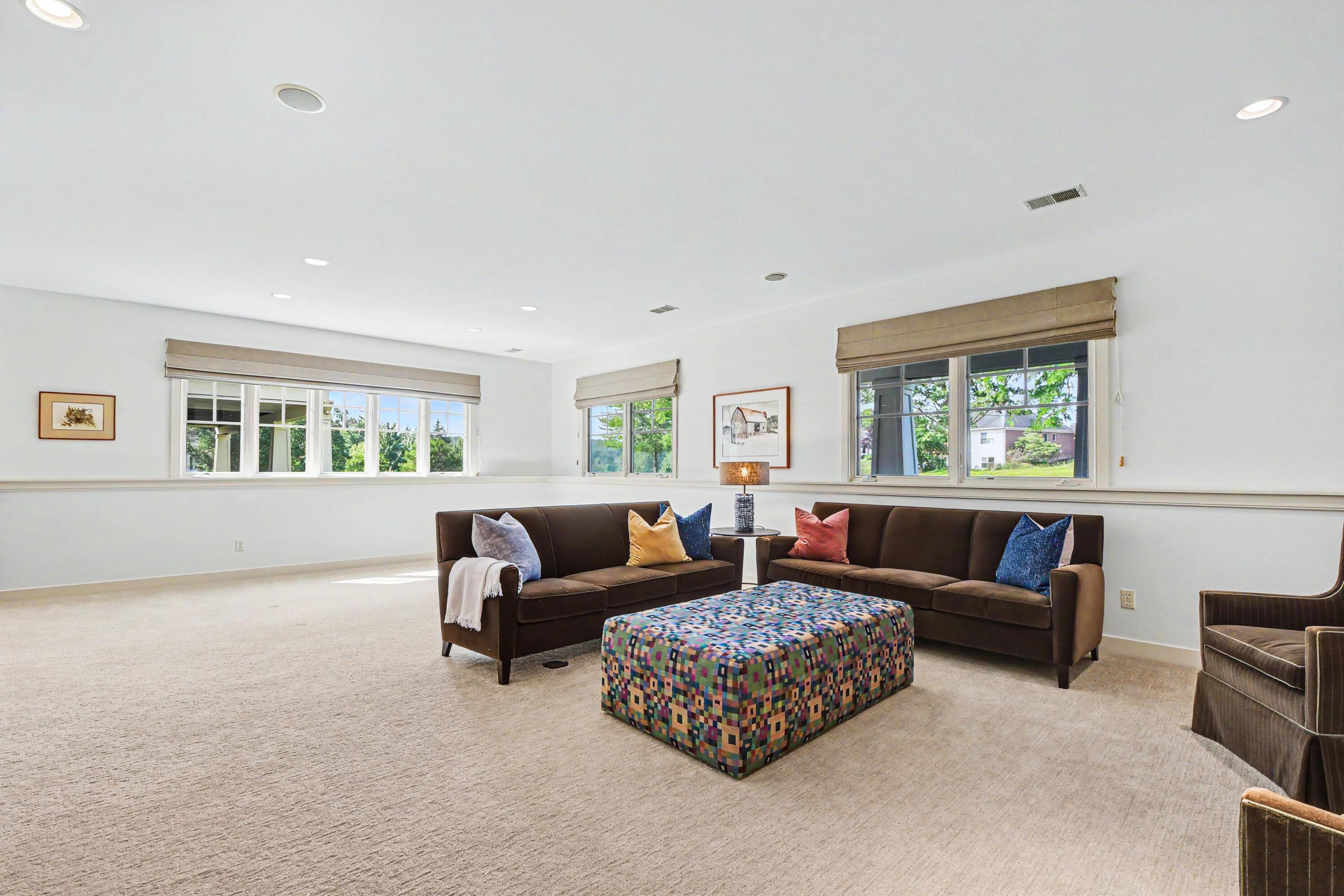 5526 Alhambra Drive SE Grand Rapids MI 49546