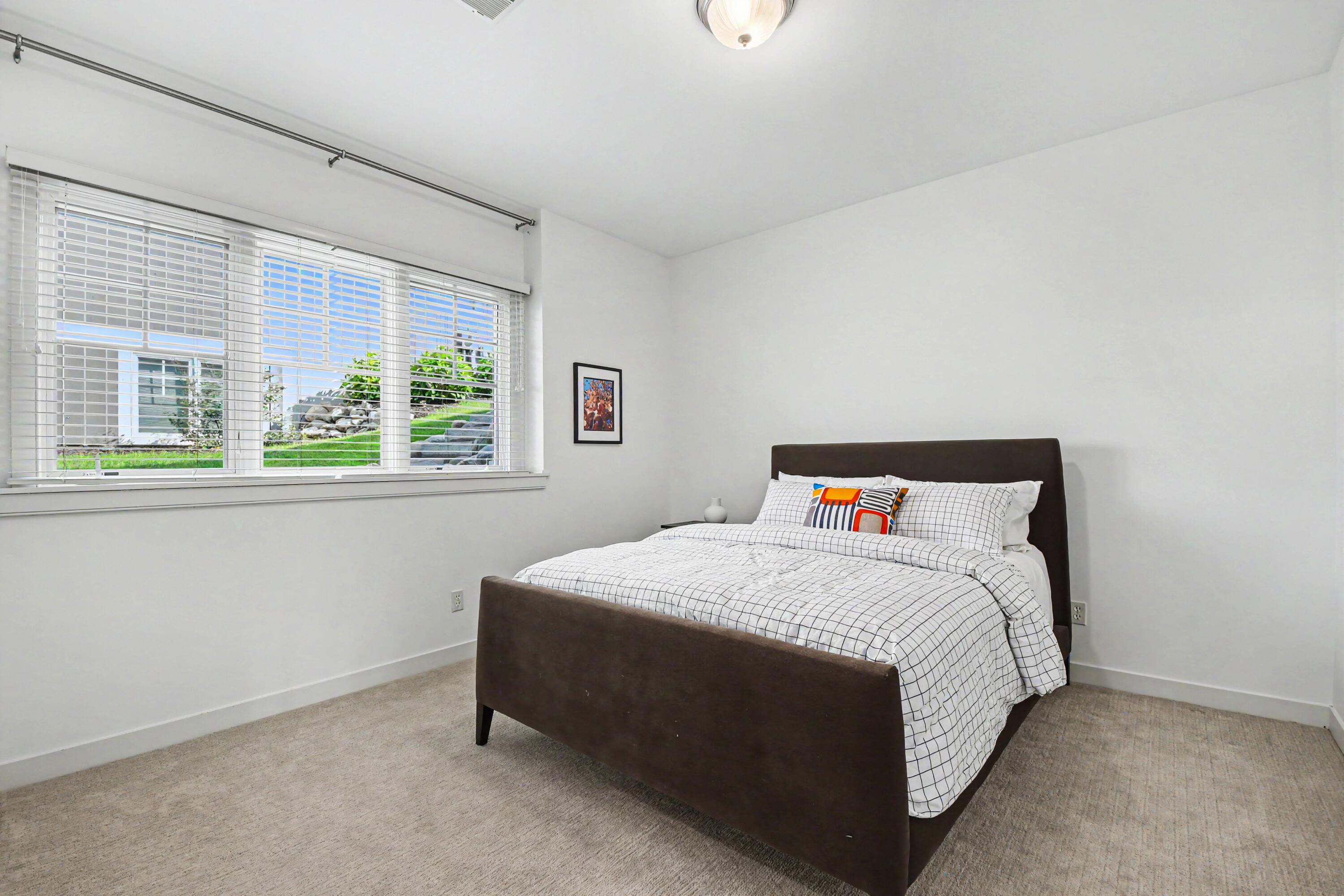 5526 Alhambra Drive SE Grand Rapids MI 49546