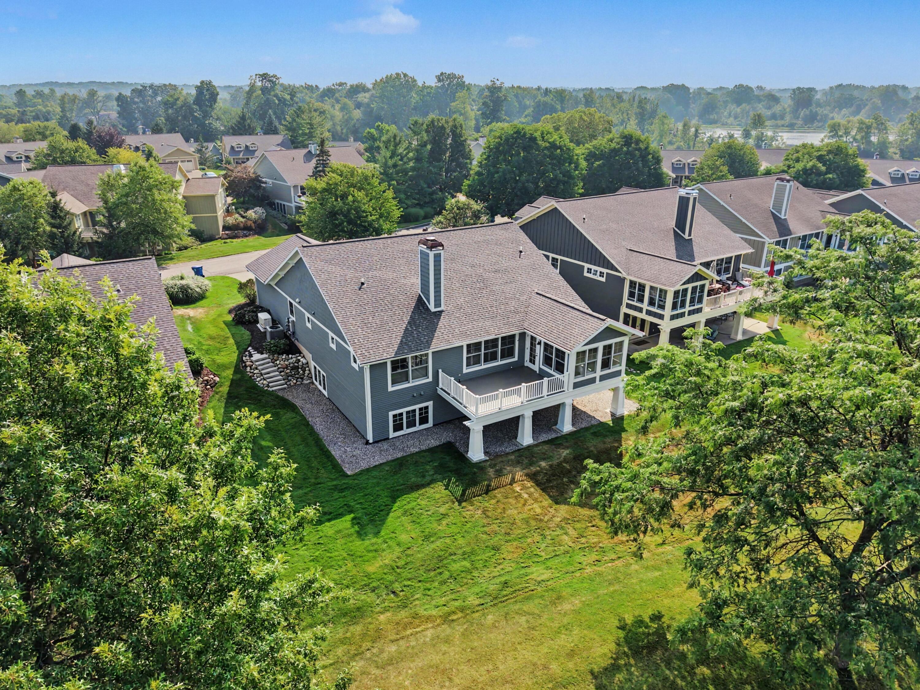 5526 Alhambra Drive SE Grand Rapids MI 49546