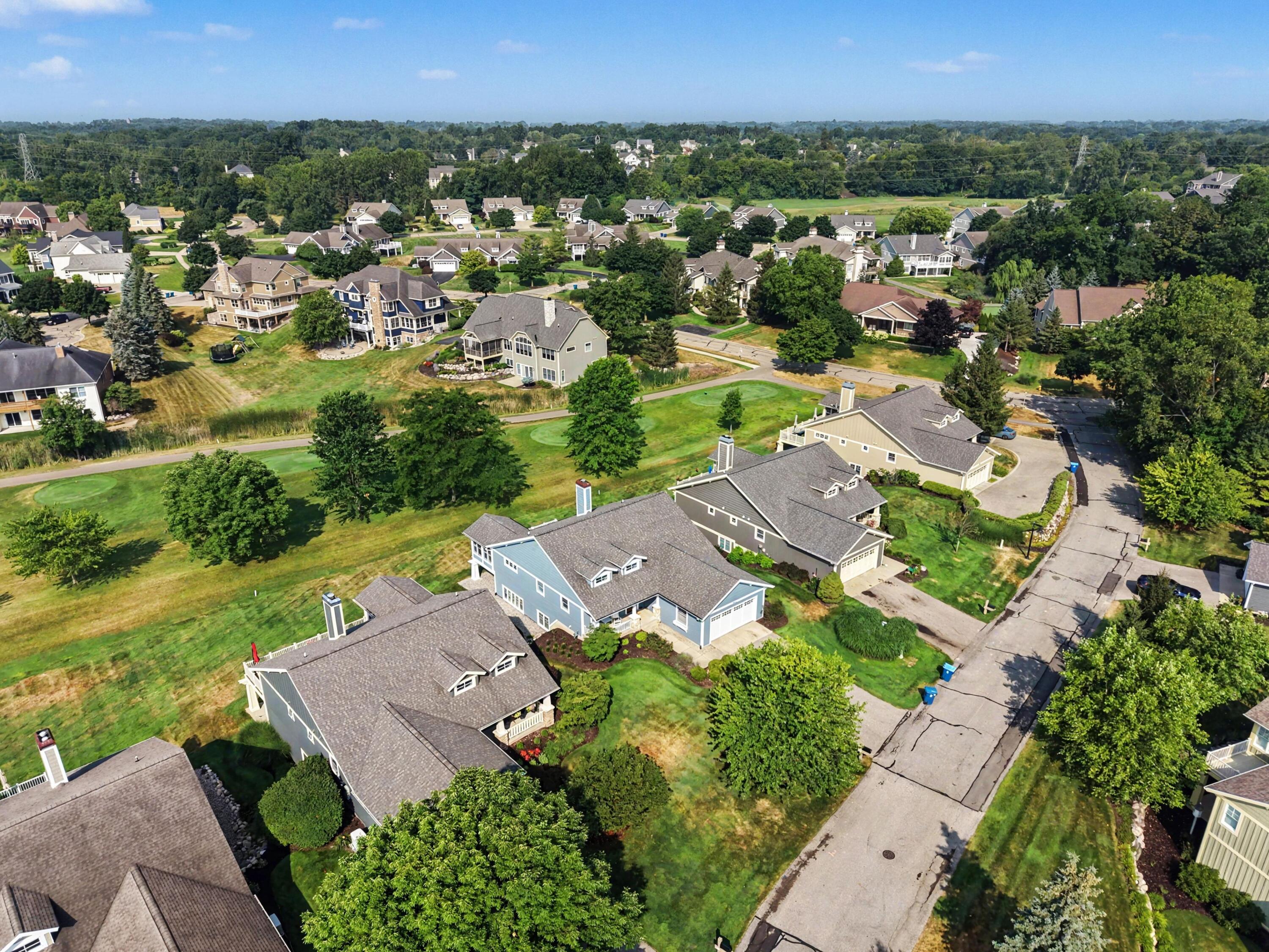 5526 Alhambra Drive SE Grand Rapids MI 49546