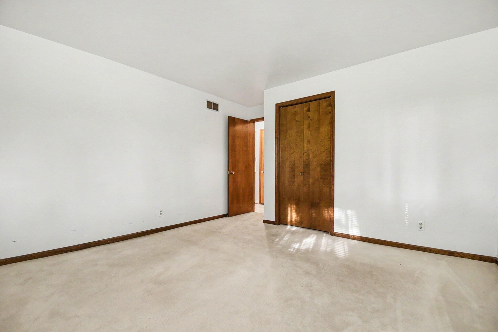 5722 Leisure S Drive SE Grand Rapids MI 49548