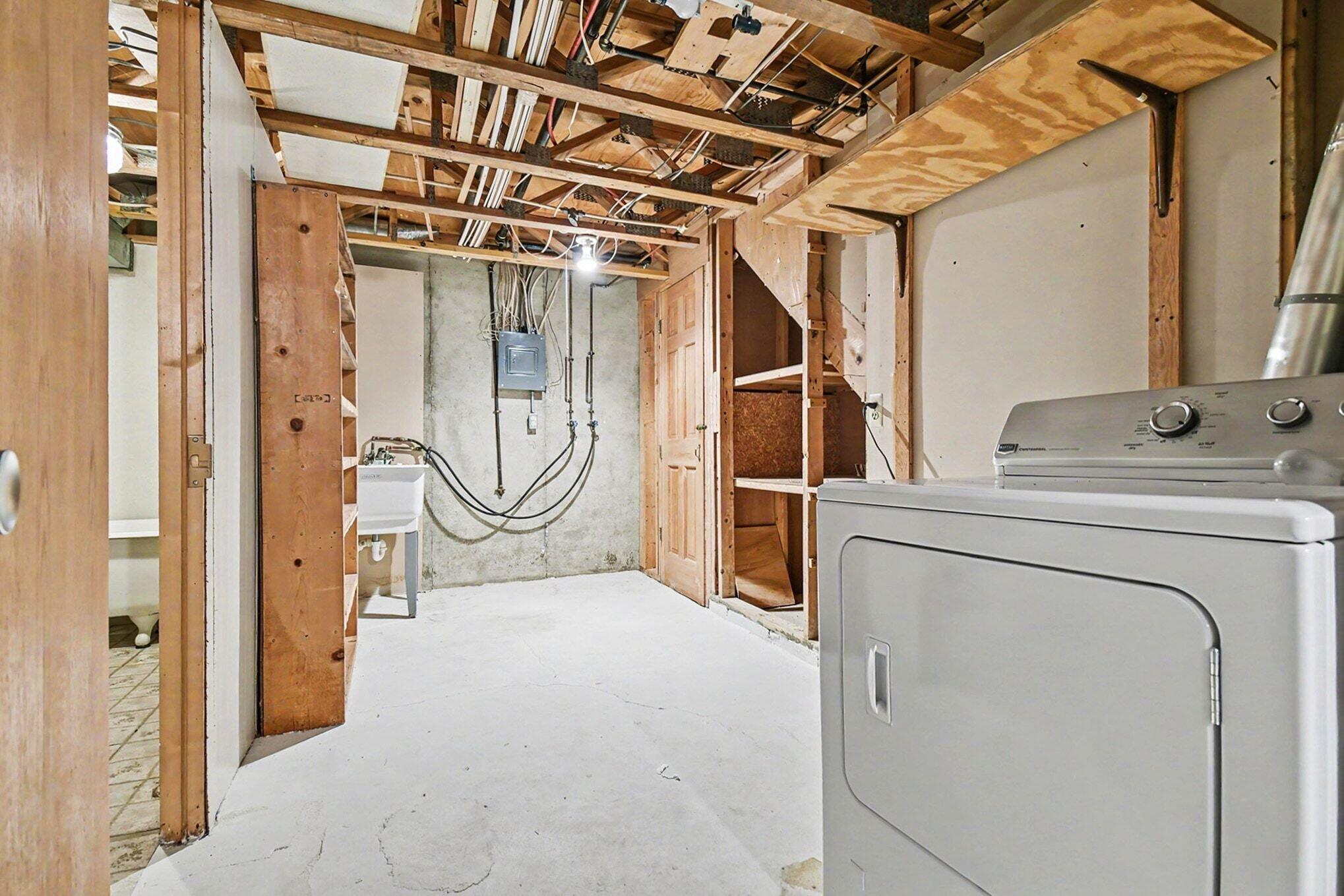 5722 Leisure S Drive SE Grand Rapids MI 49548