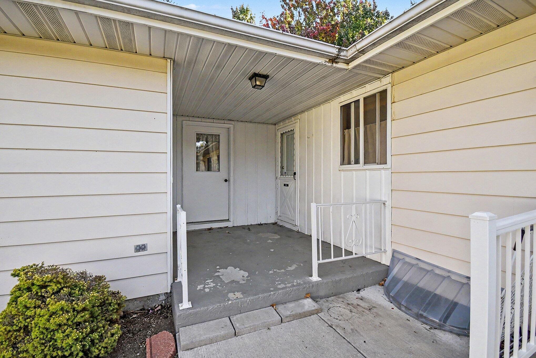 5722 Leisure S Drive SE Grand Rapids MI 49548