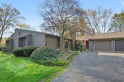 840 Brook Village Court Holland MI 49423