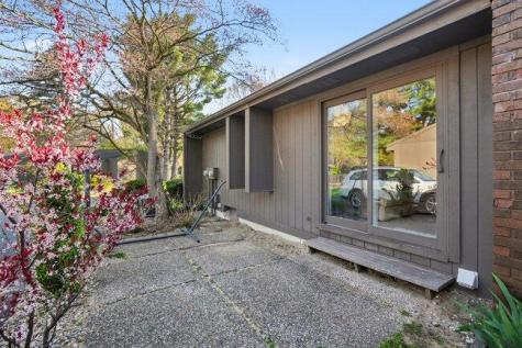 840 Brook Village Court Holland MI 49423
