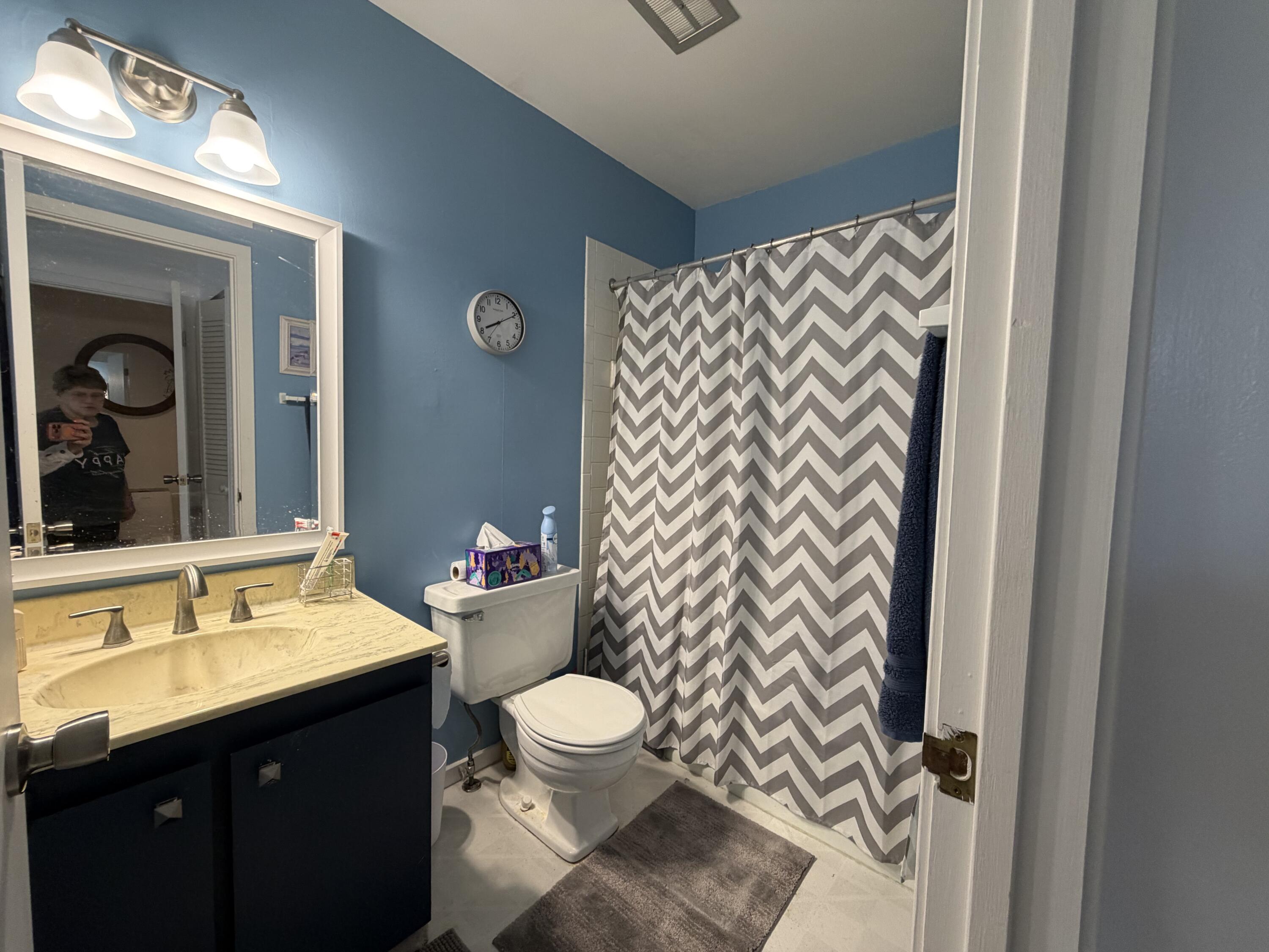 135 Balmoral Court Kalamazoo MI 49006