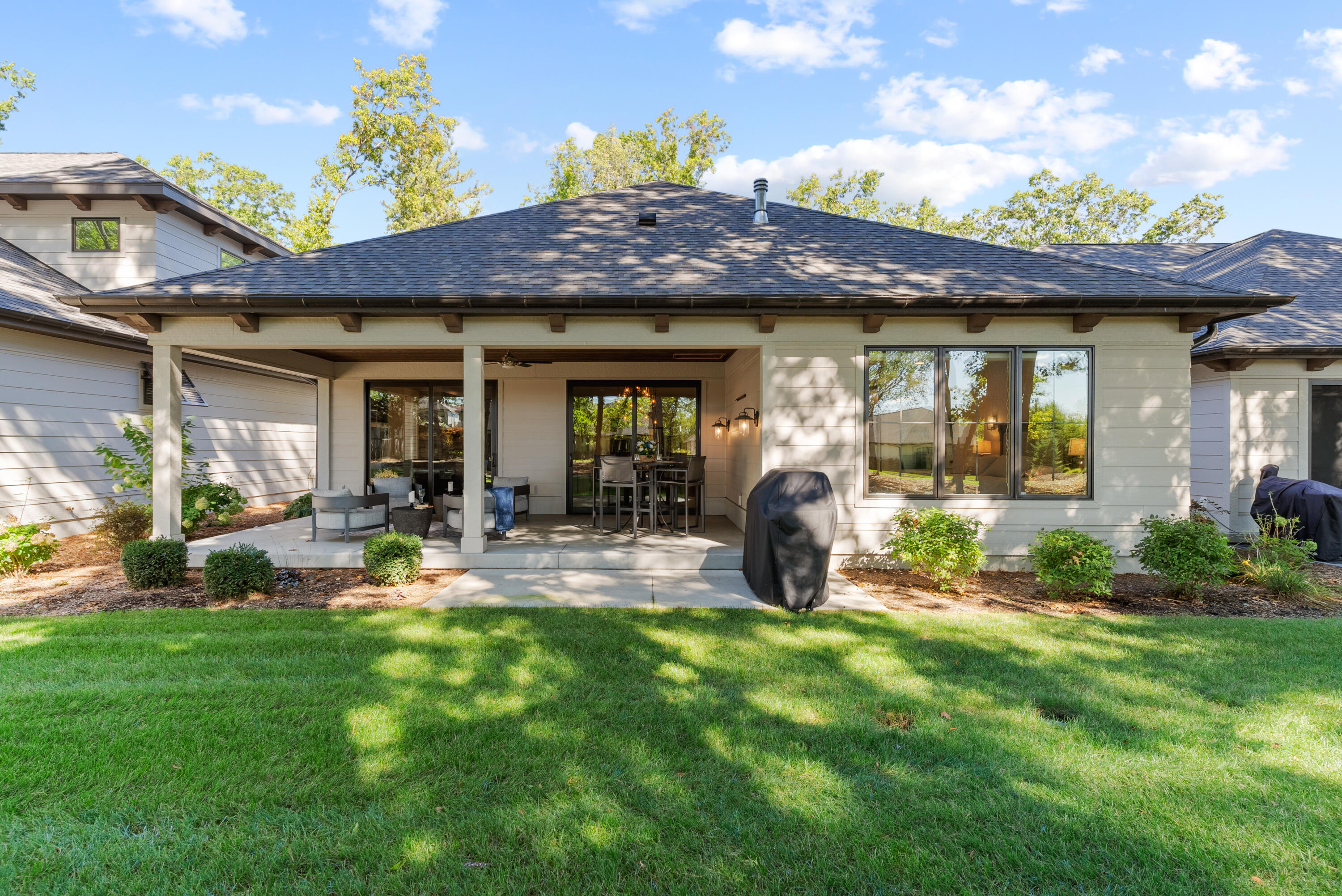 2031 Ottawa Beach Road Holland MI 49424