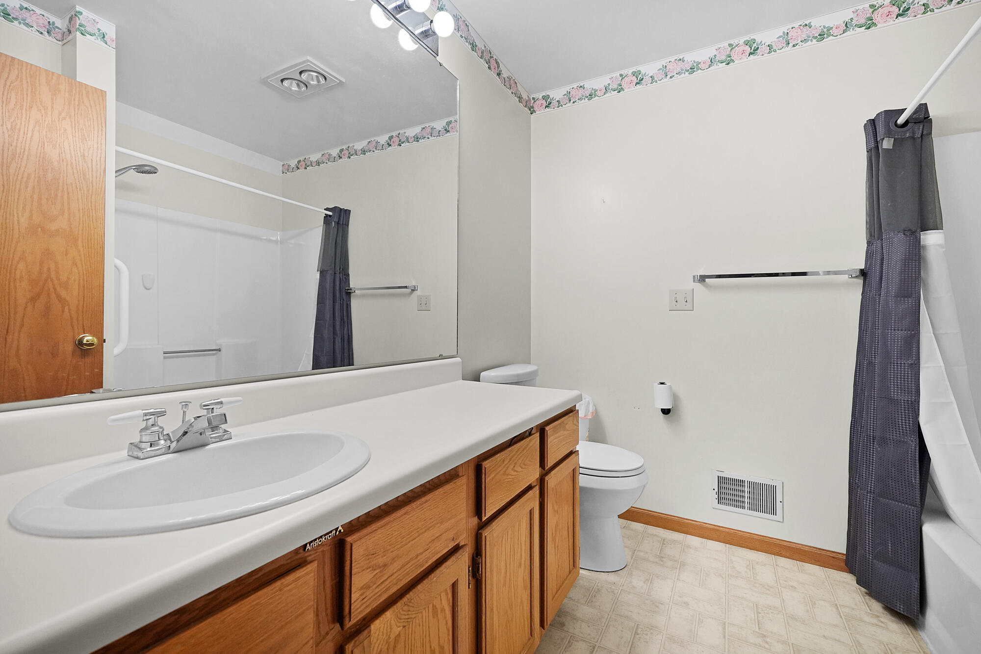 5514 Ivy Drive Stevensville MI 49127